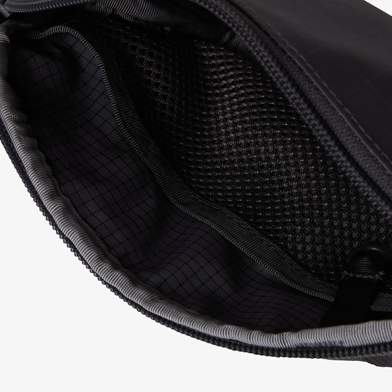 The North Face Чантичка за кръста Bags & Luggage / Bcv Pro Crossbody Anthracite Grey/ TNF Black