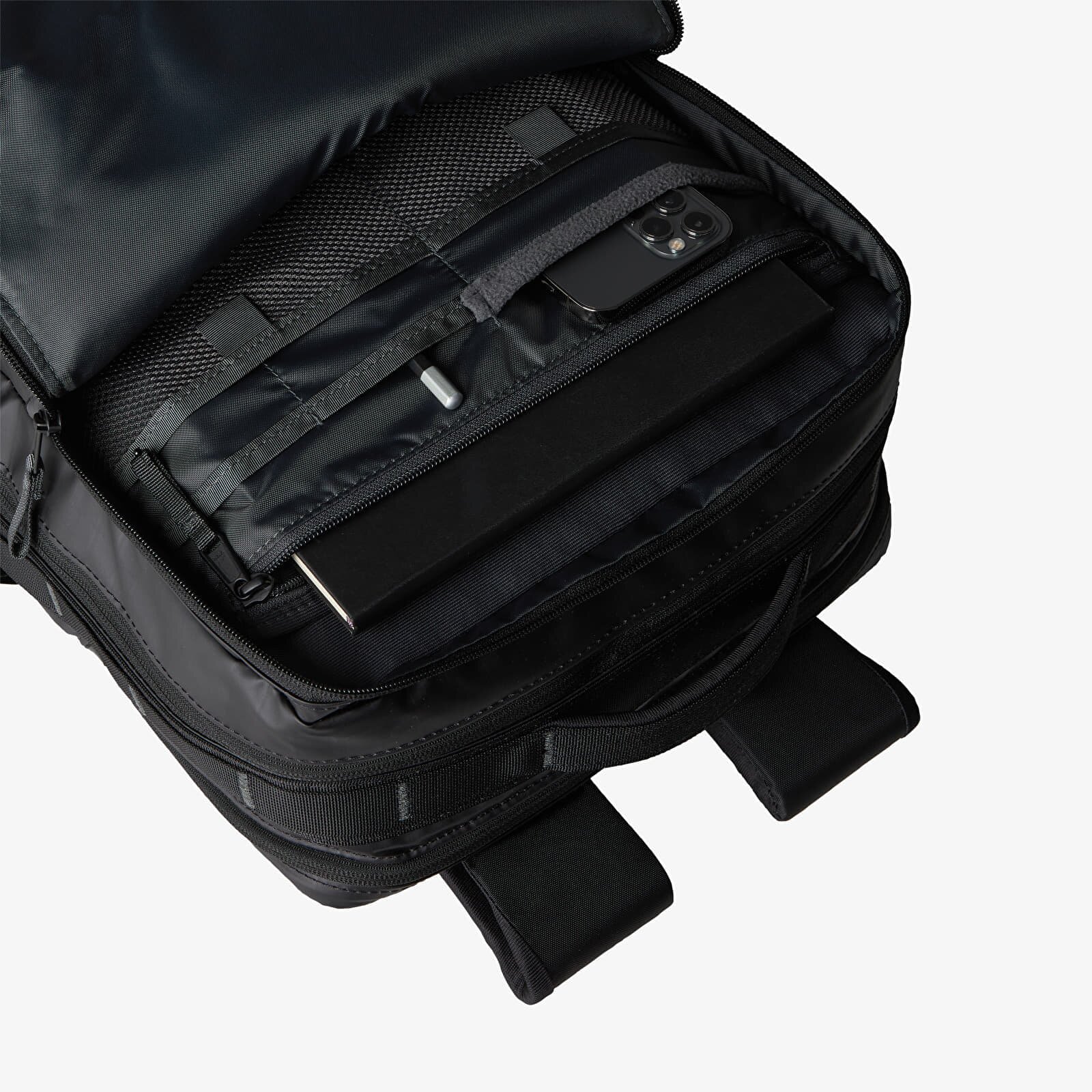 The North Face Раница Base Camp Voyager Daypack TNF Black/ Asphalt Grey