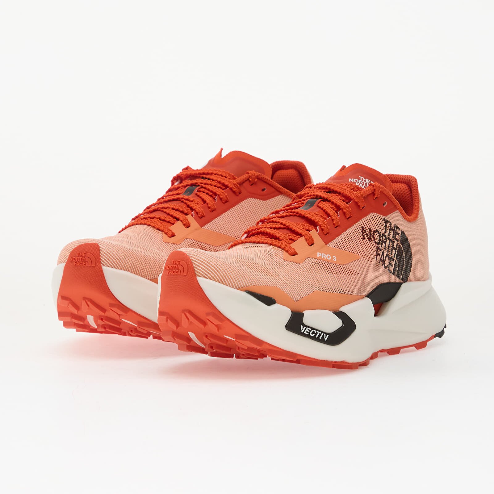 The North Face Сникърси Summit Vectv Pro 3 Citrus Rust/ Lav