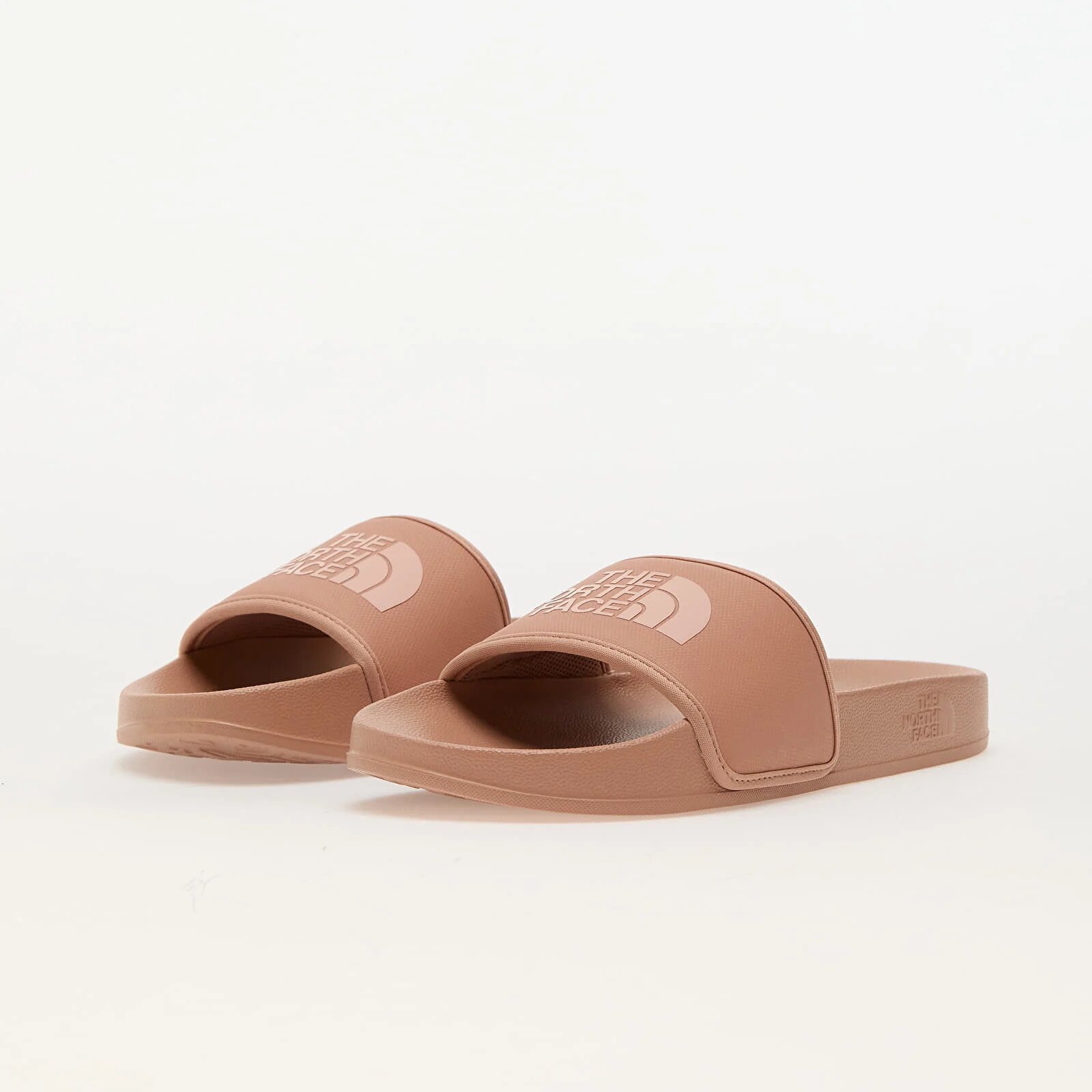 The North Face Сникърси W Base Camp Slide III Cafecreme/ Eveningsandpink