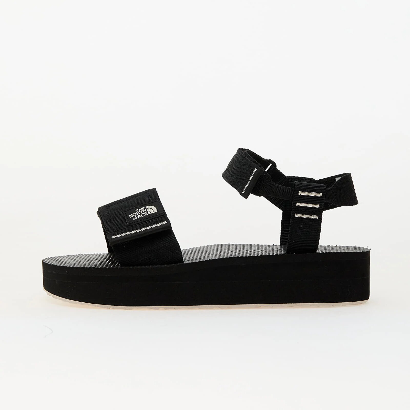 The North Face Сникърси W Skeena Platform Black / White