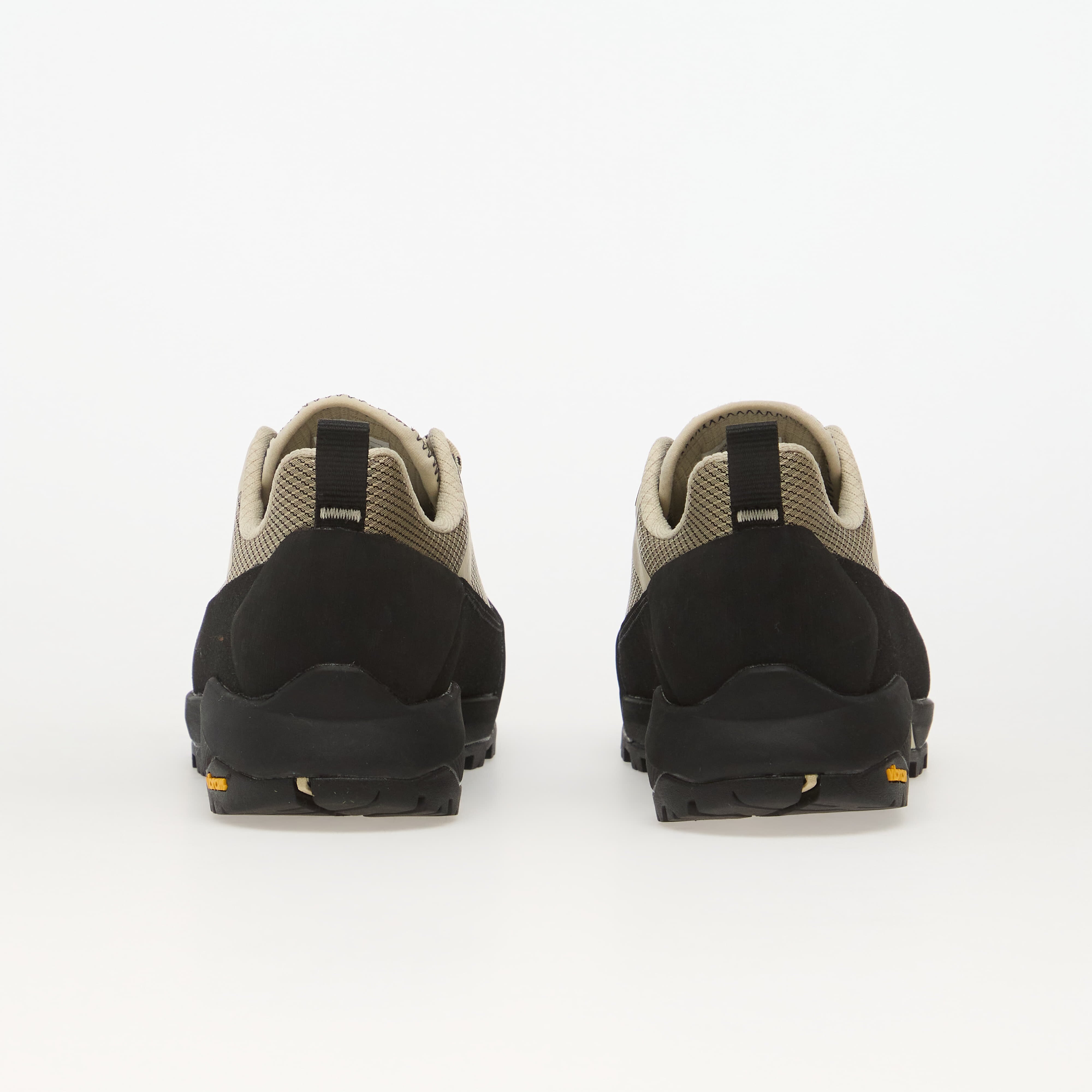 The North Face Сникърси W Verto Alpine Gore-Tex Desert Stone/ Tnf Black