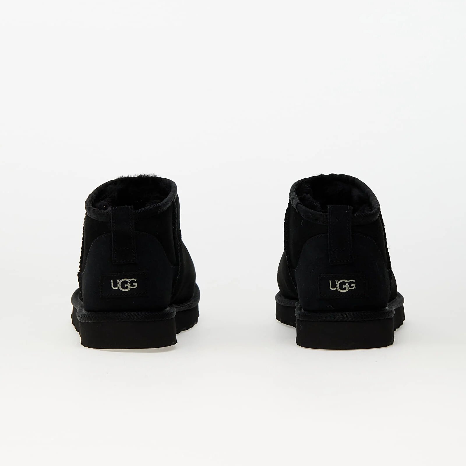 Ugg Обувки M Classic Ultra Mini Black