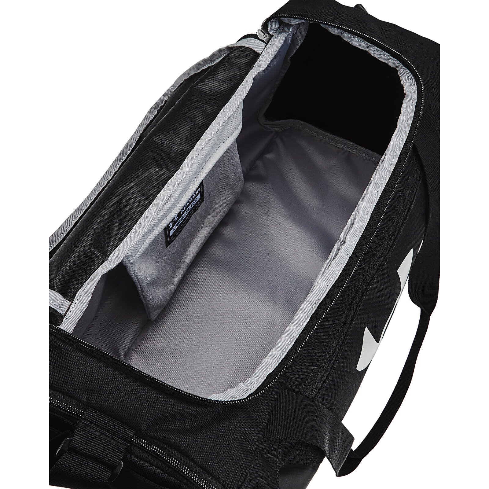 Under Armour Чанта Undeniable 5.0 Duffle Xs Black/ Black/ Metallic Silver