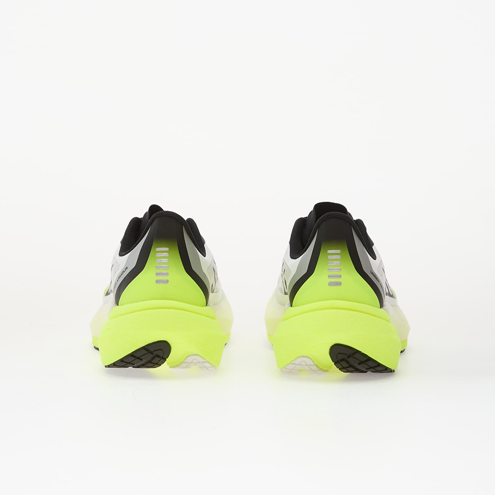 Under Armour Сникърси Velociti Distance White