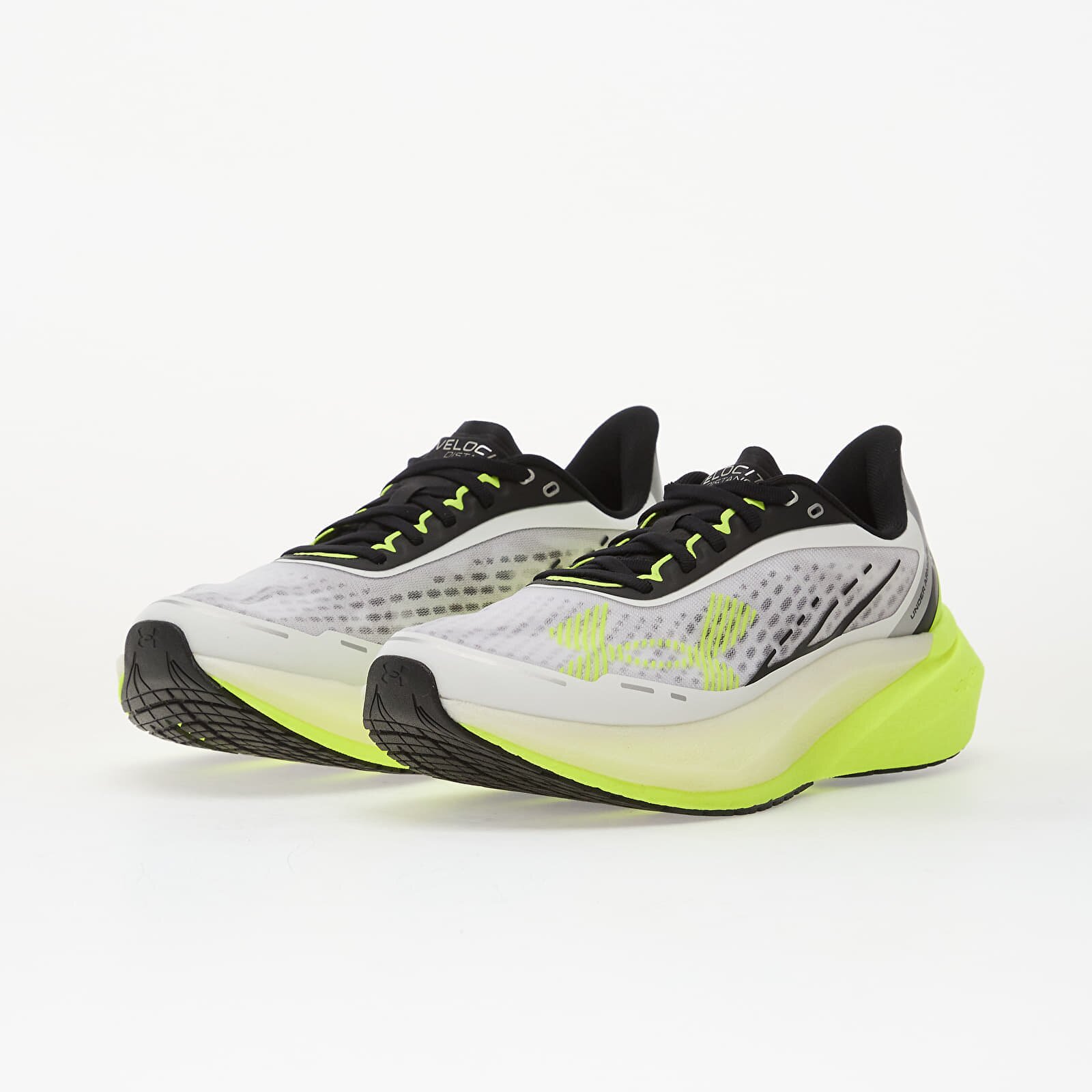 Under Armour Сникърси Velociti Distance White