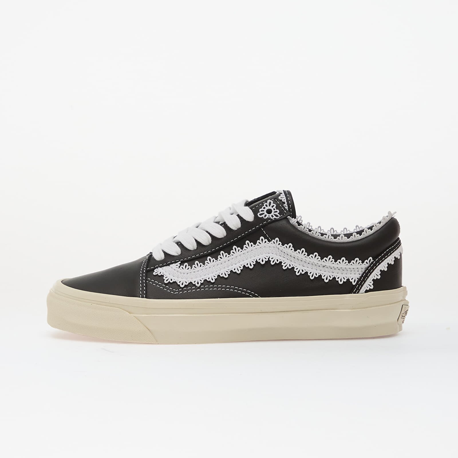 Vans Сникърси LX Old Skool Coquette Black/ White