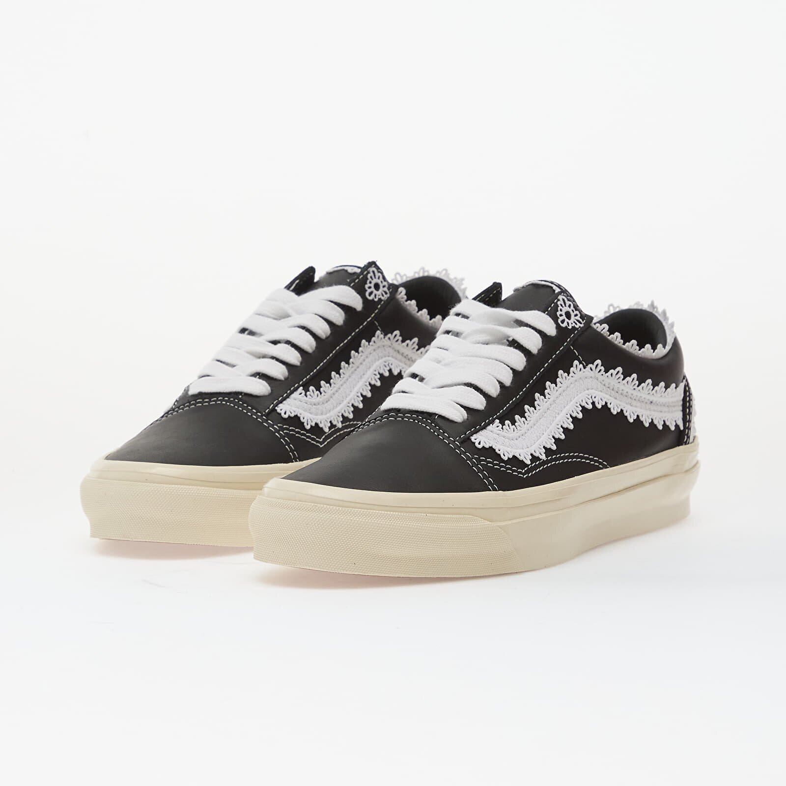 Vans Сникърси LX Old Skool Coquette Black/ White