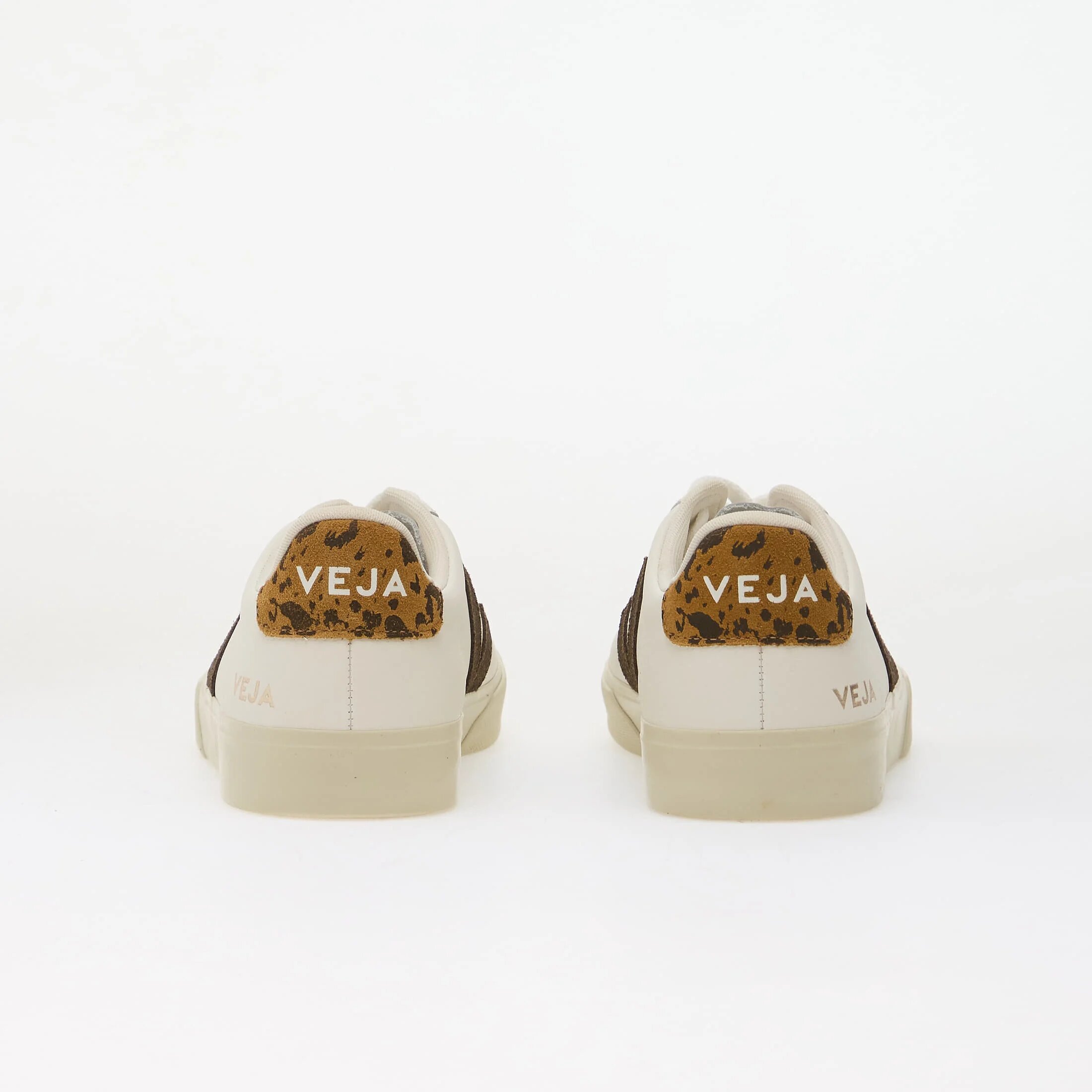 Veja Сникърси Campo Leath White/ Camel-Wild-Country