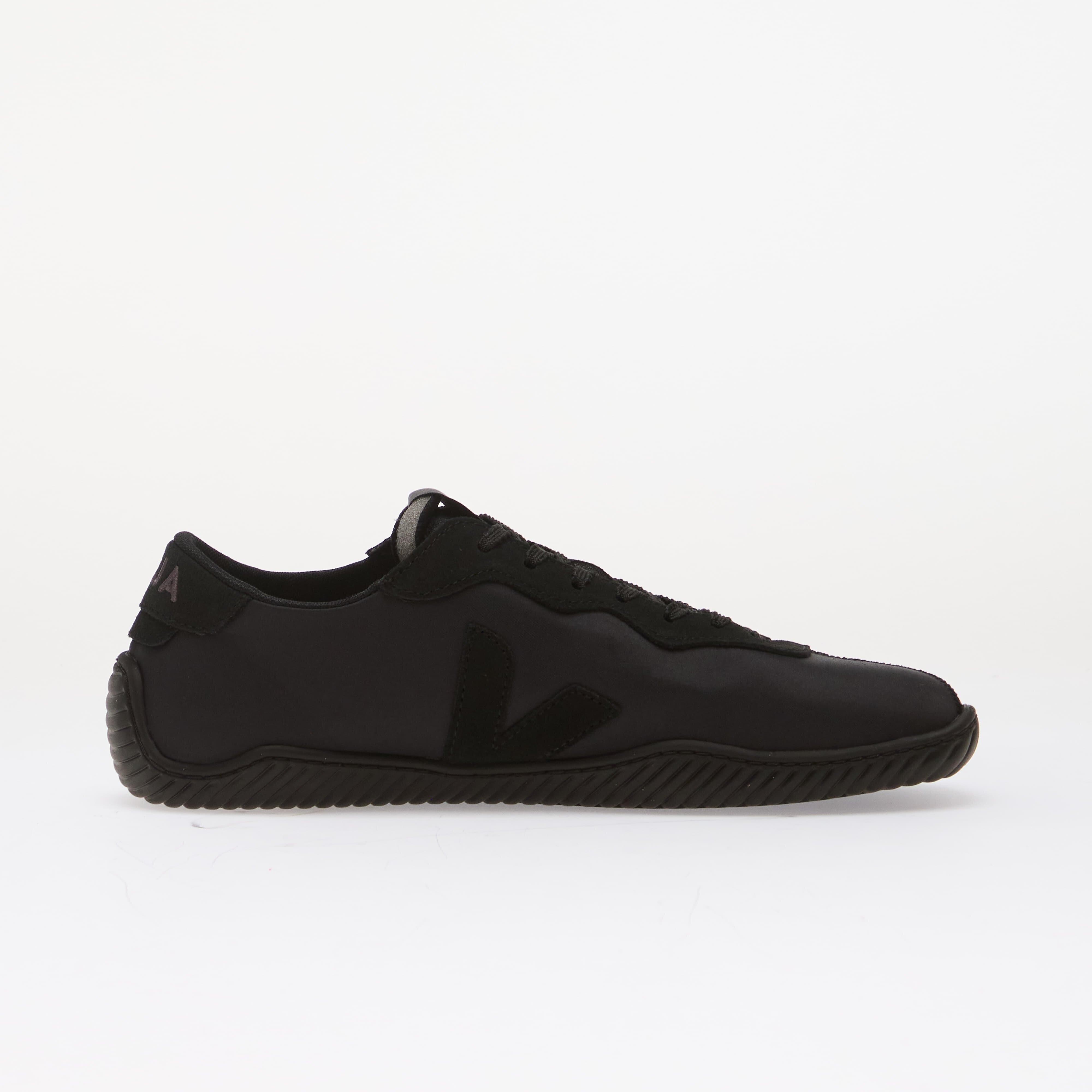 Veja Сникърси Jitsu Nolyn Full-Black