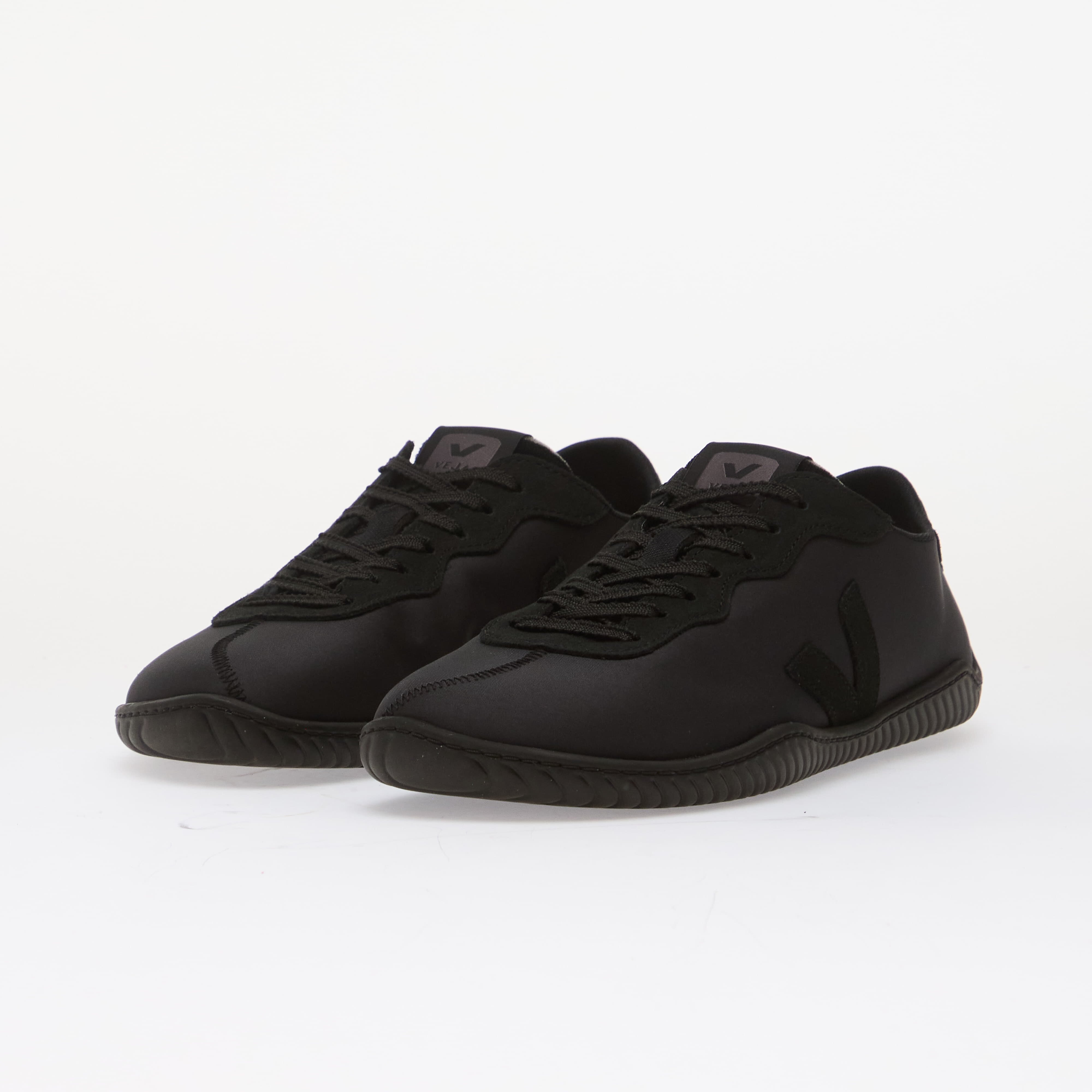 Veja Сникърси Jitsu Nolyn Full-Black