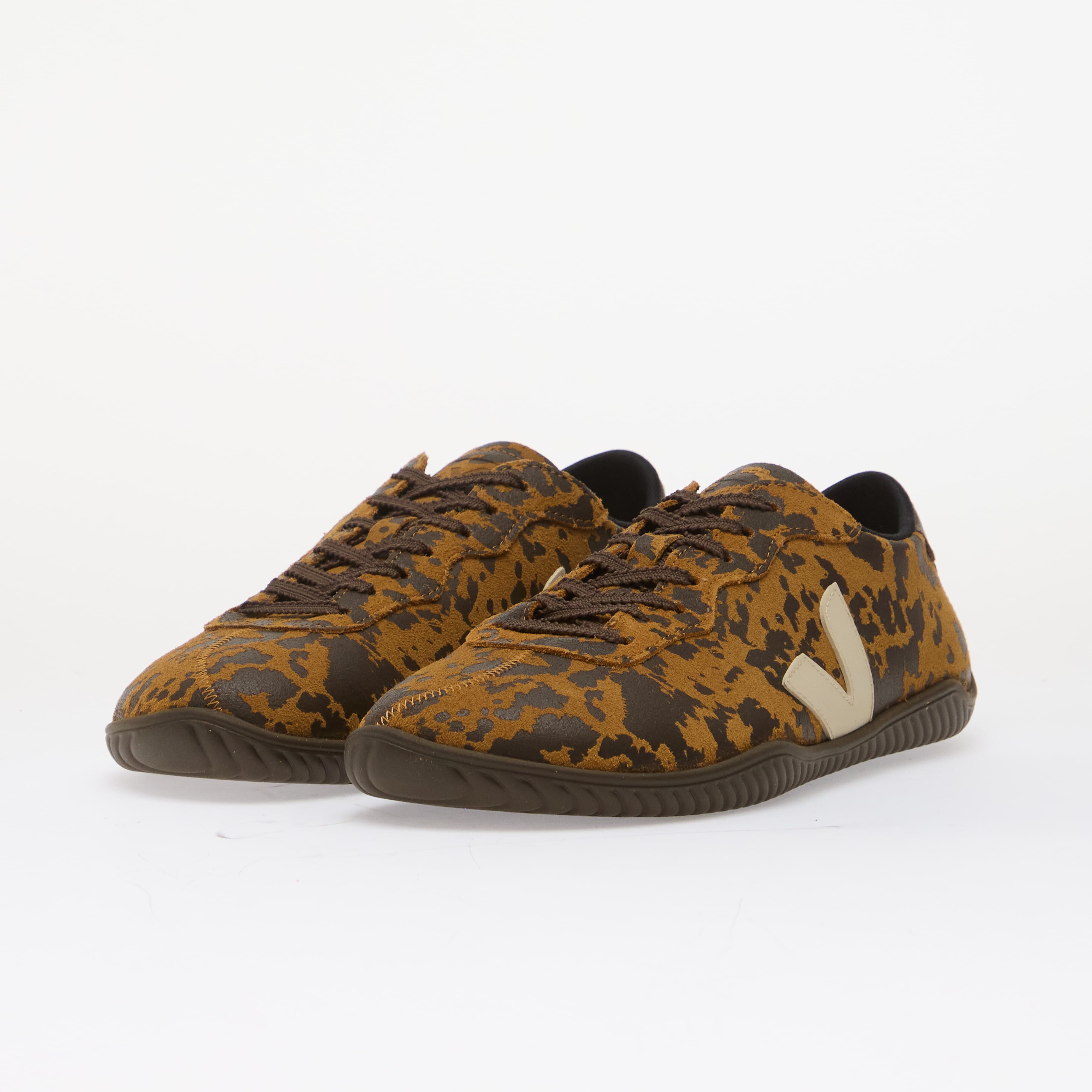 Veja Сникърси Jitsu Suede Camel-Wild-Country