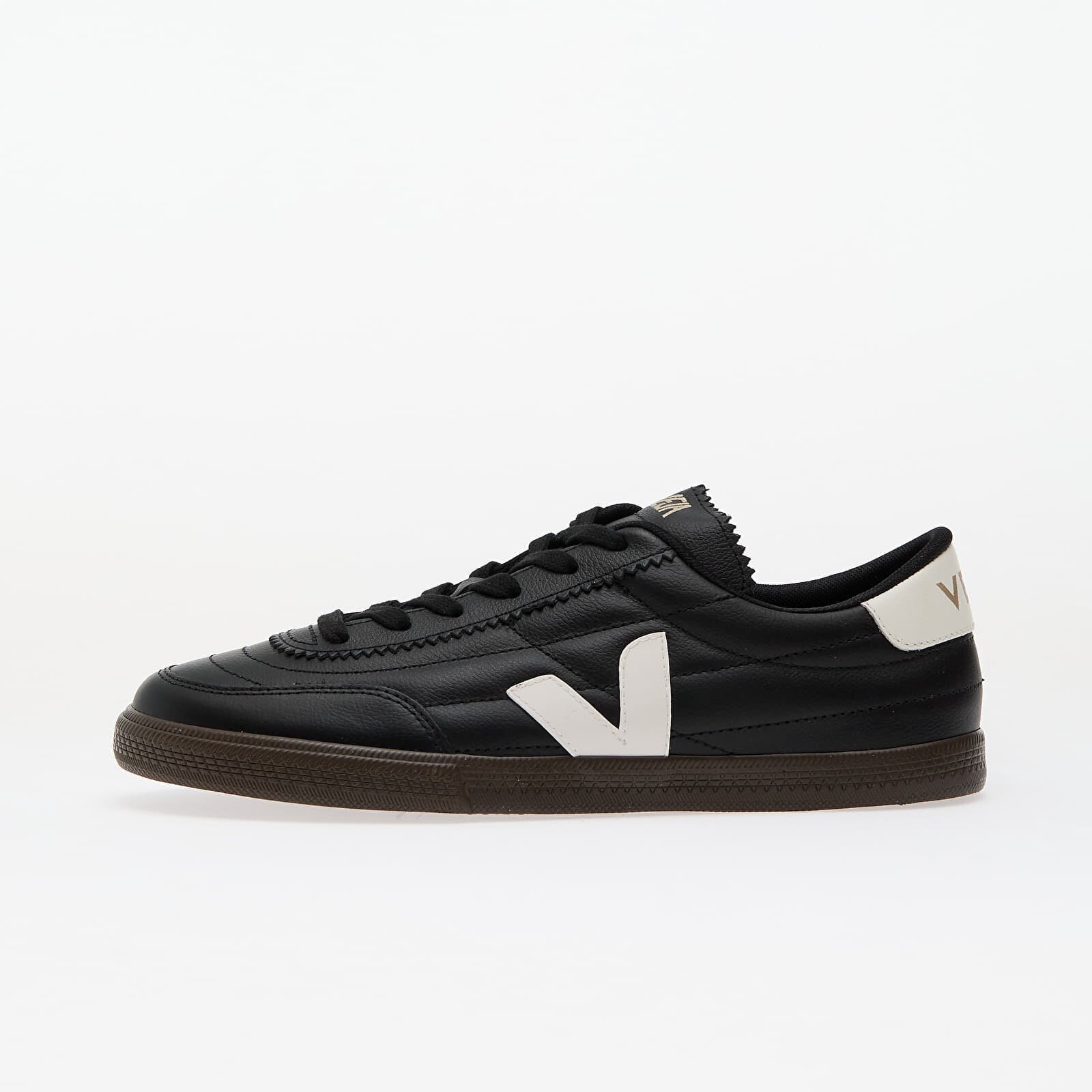 Veja Сникърси Panenka O.T Leather Black White
