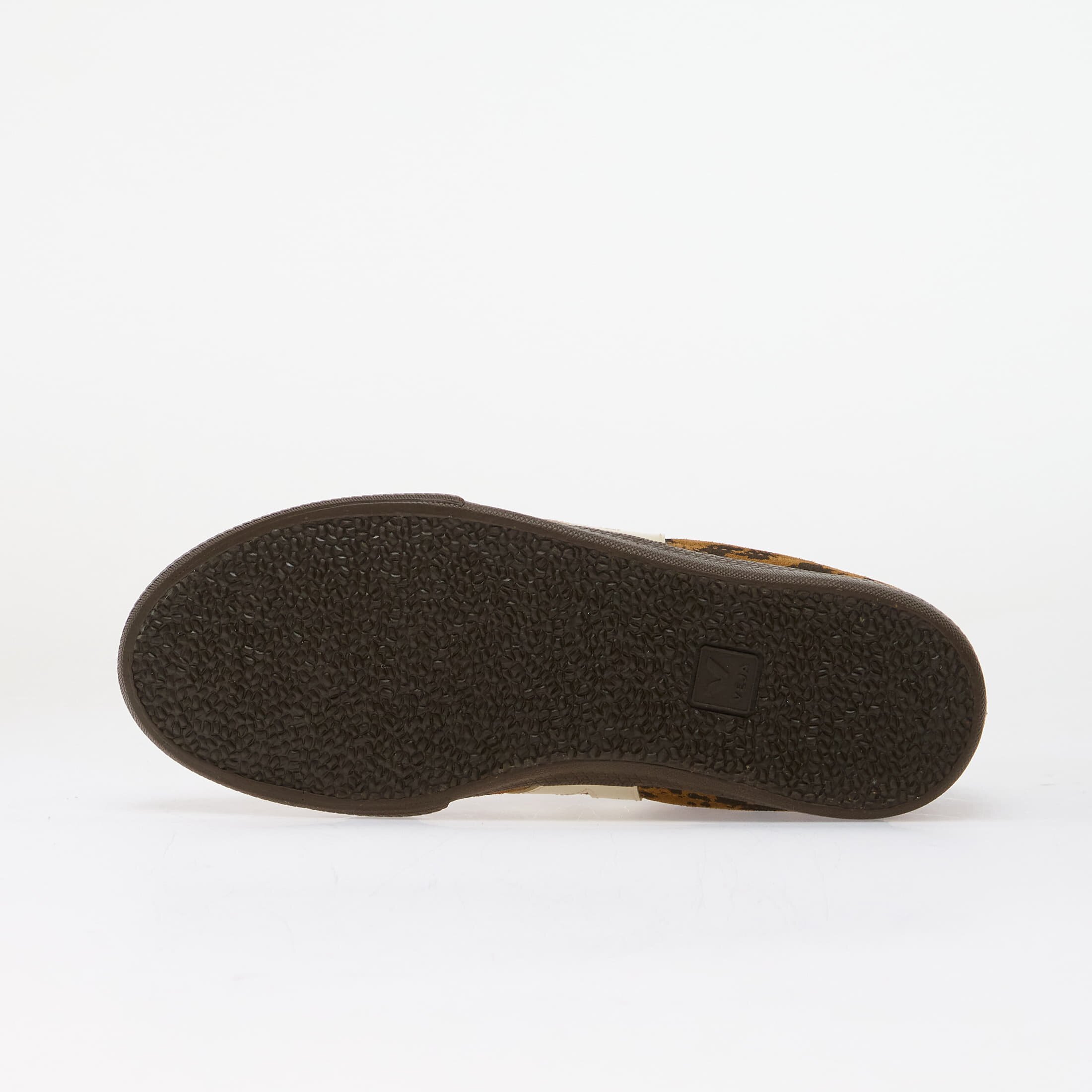 Veja Сникърси Panenka Suede Camel-Wild-Country