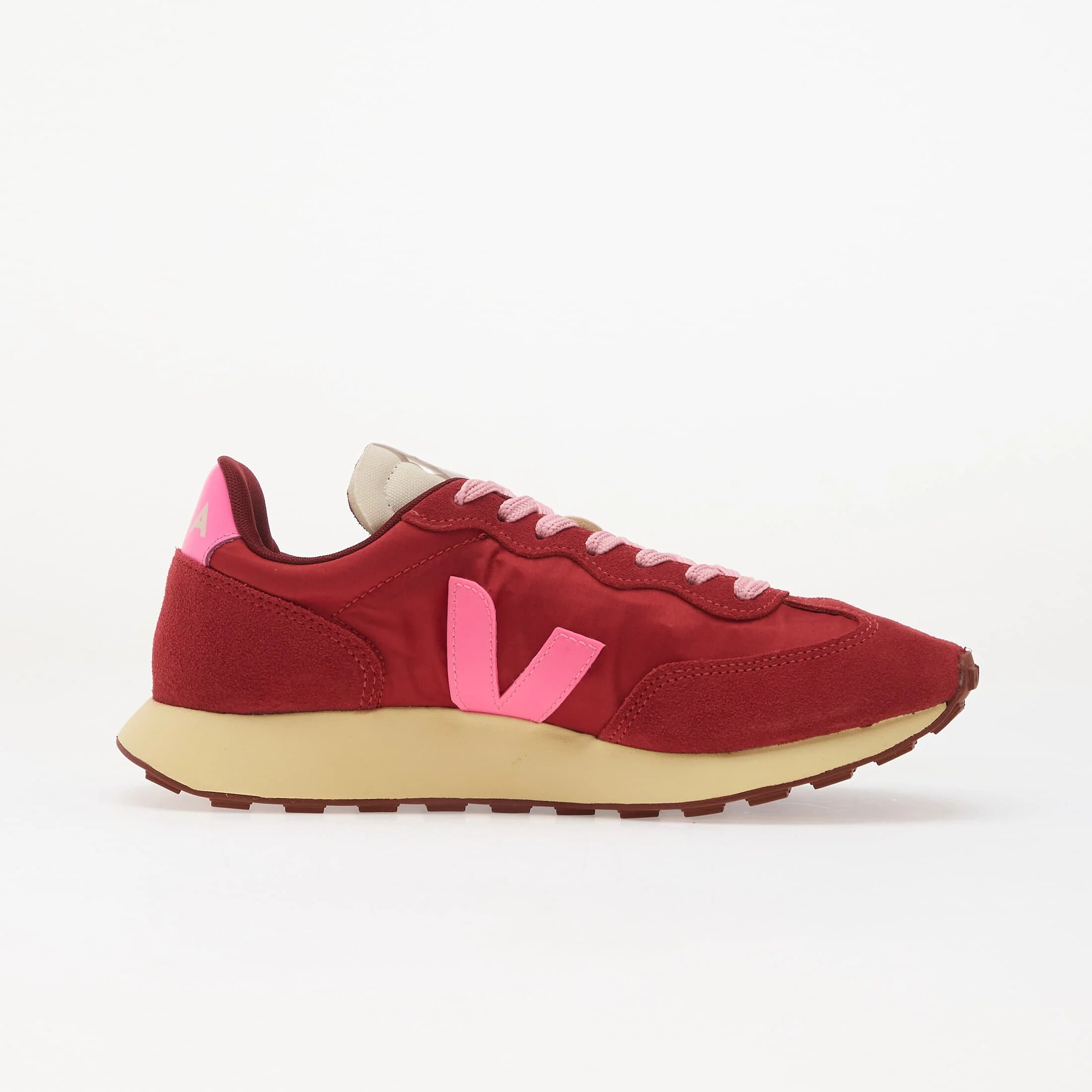 Veja Сникърси Rio Branco Ii Lite Nolyn Pepper/ Sari