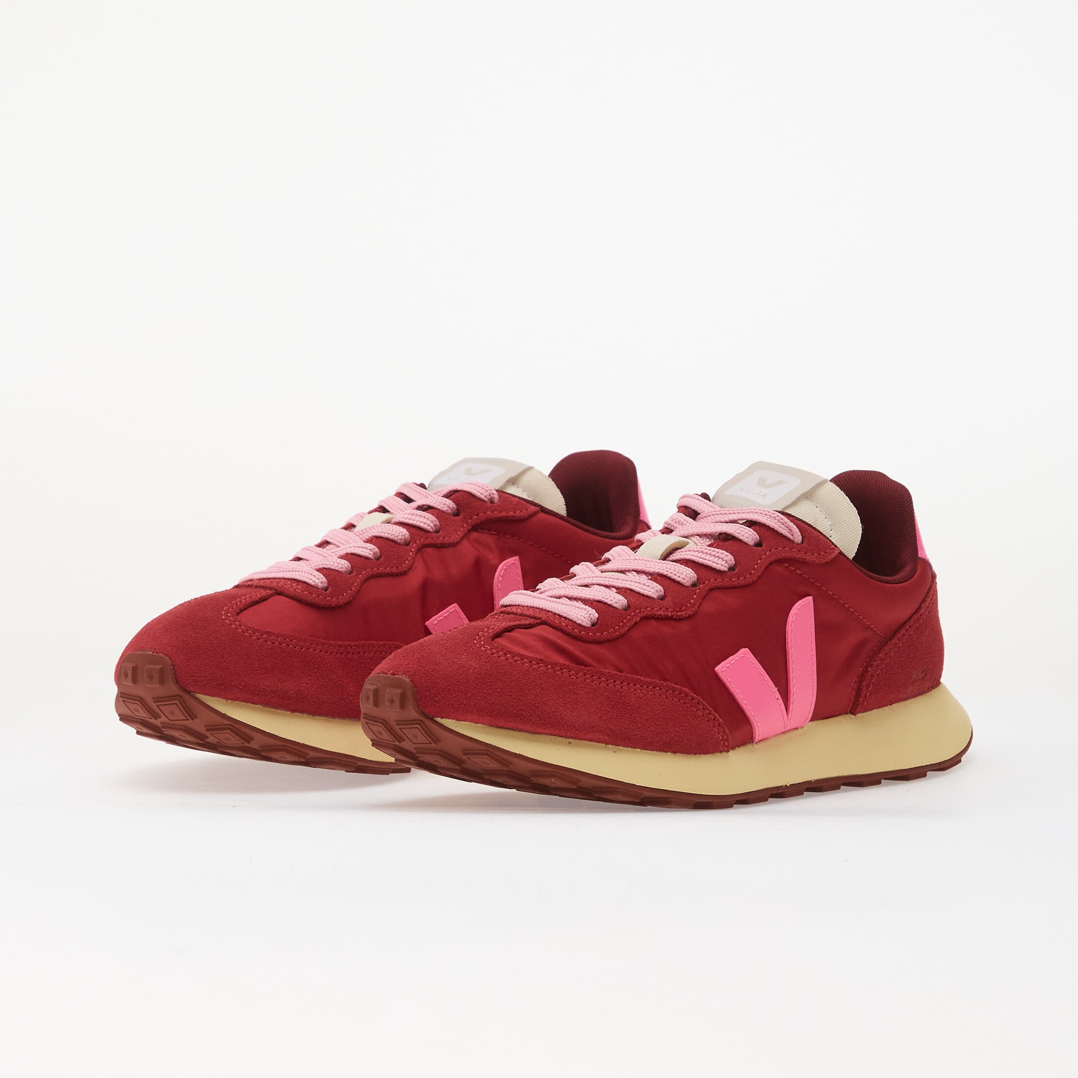 Veja Сникърси Rio Branco Ii Lite Nolyn Pepper/ Sari