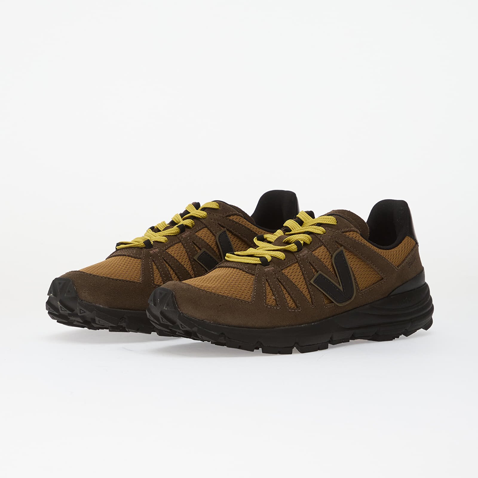 Veja Сникърси Salar Tent/ Eagle/ Black