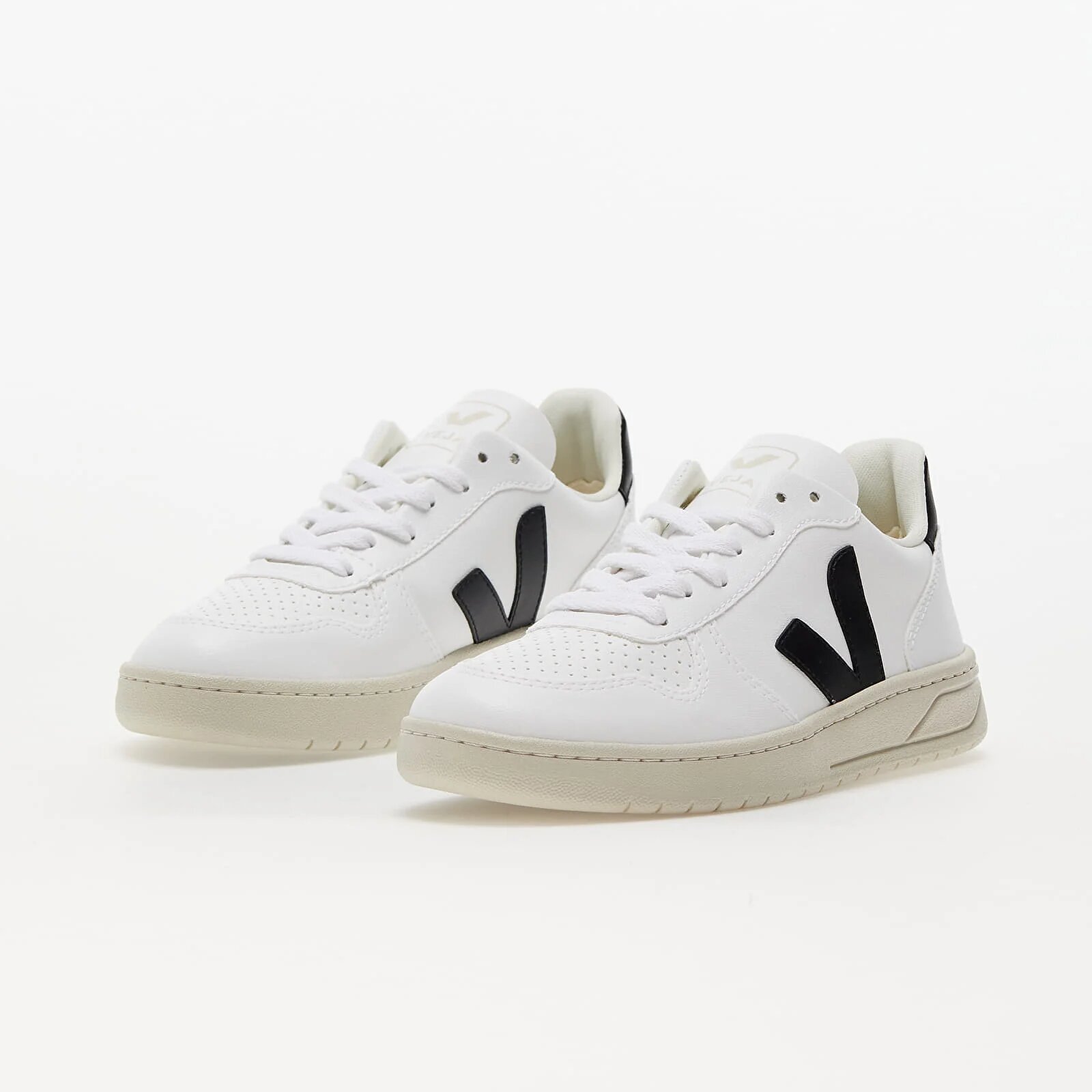 Veja Сникърси V-10 CWL W White/ Black