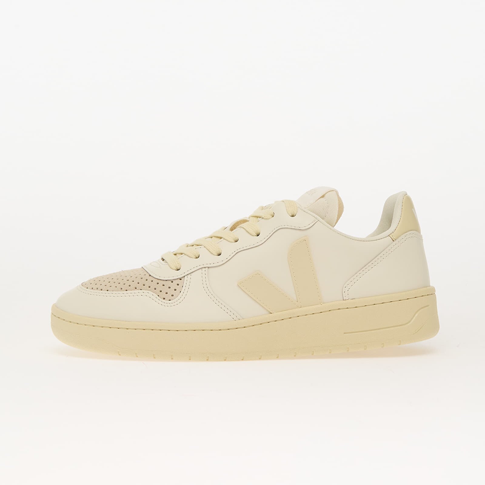 Veja Сникърси V-10 Leather Pure_Calcaire
