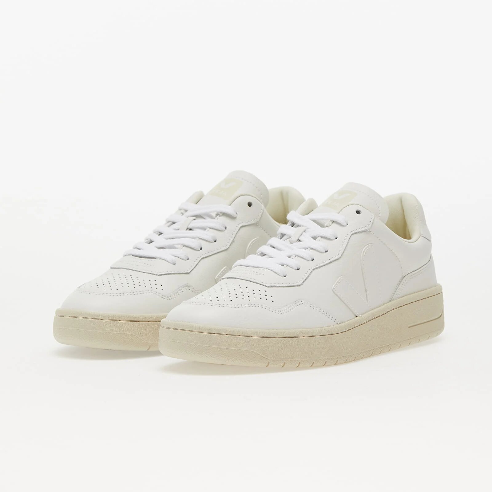 Veja Сникърси V-90 O.T. Leather Extra-White