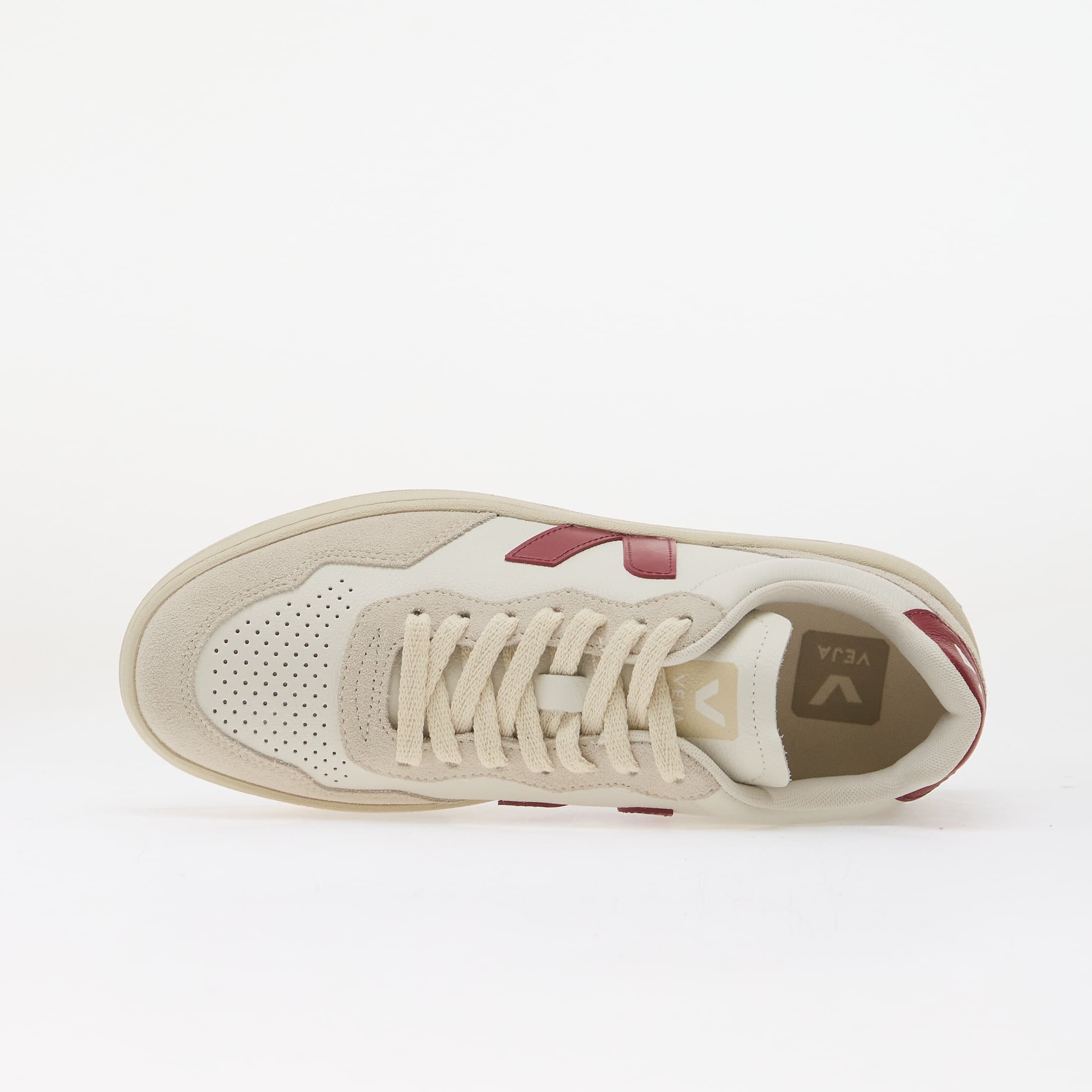 Veja Сникърси V-90 O.T. White/ Marsala/ Natural