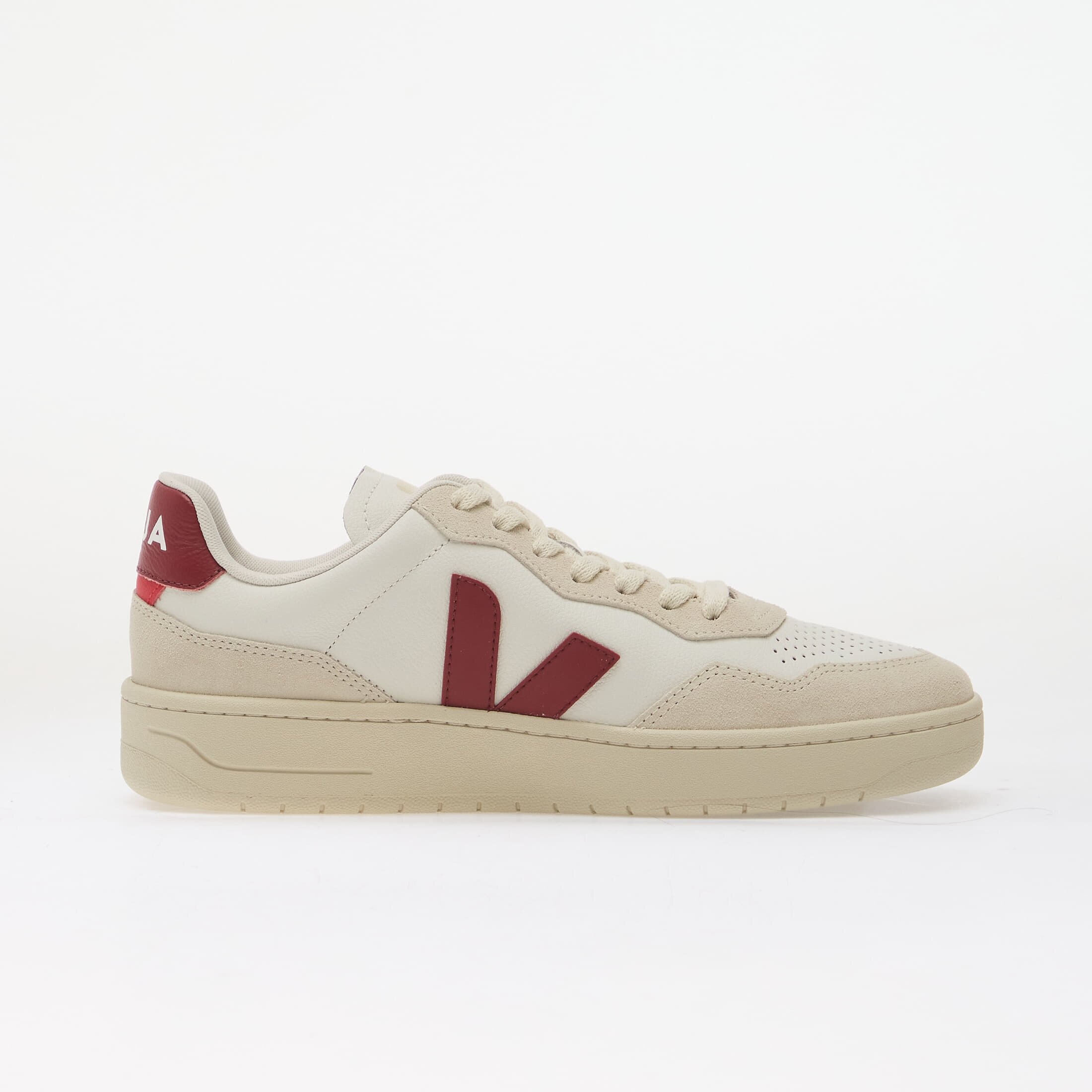 Veja Сникърси V-90 O.T. White/ Marsala/ Natural
