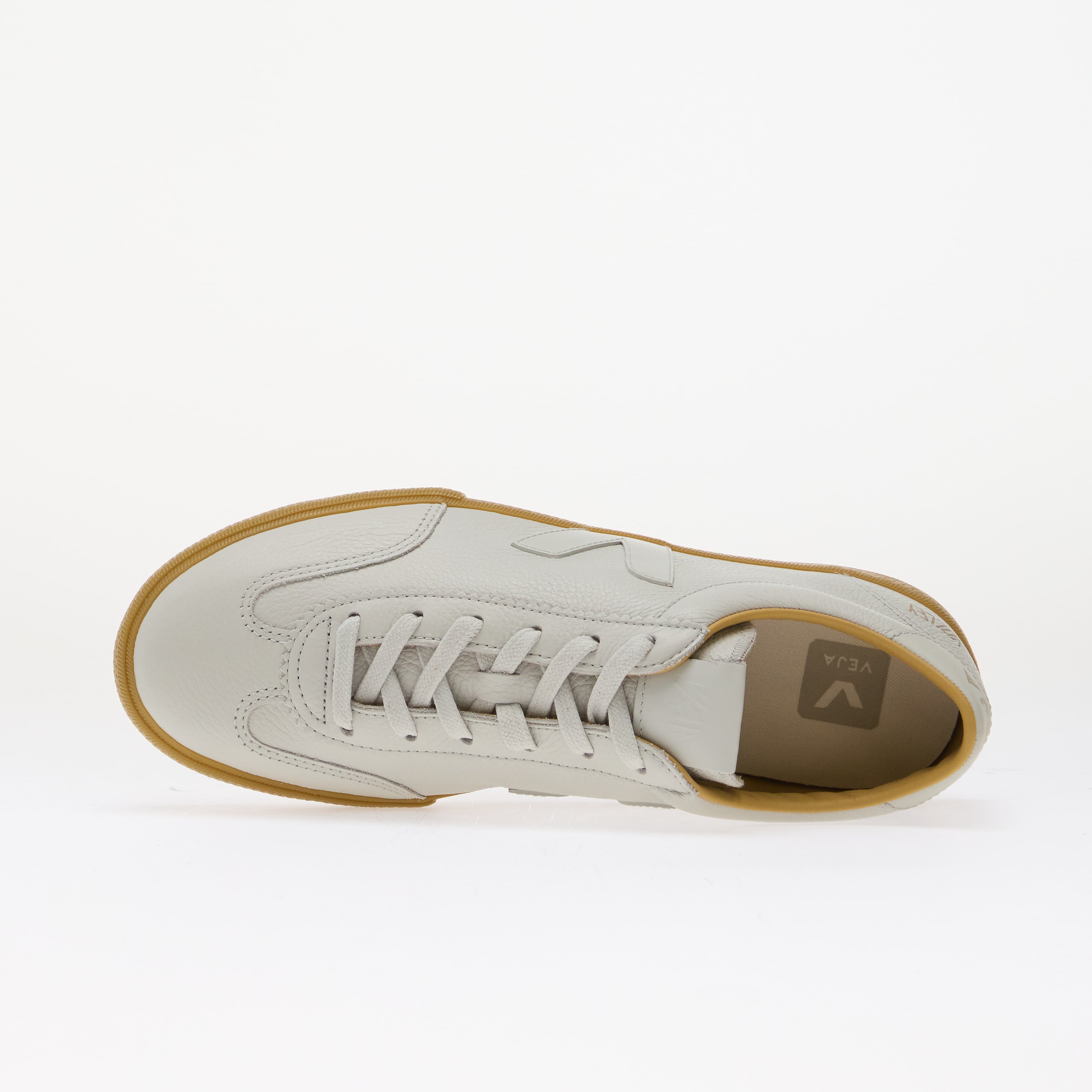 Veja Сникърси Volley Sig Grained Oil Leather Pearl