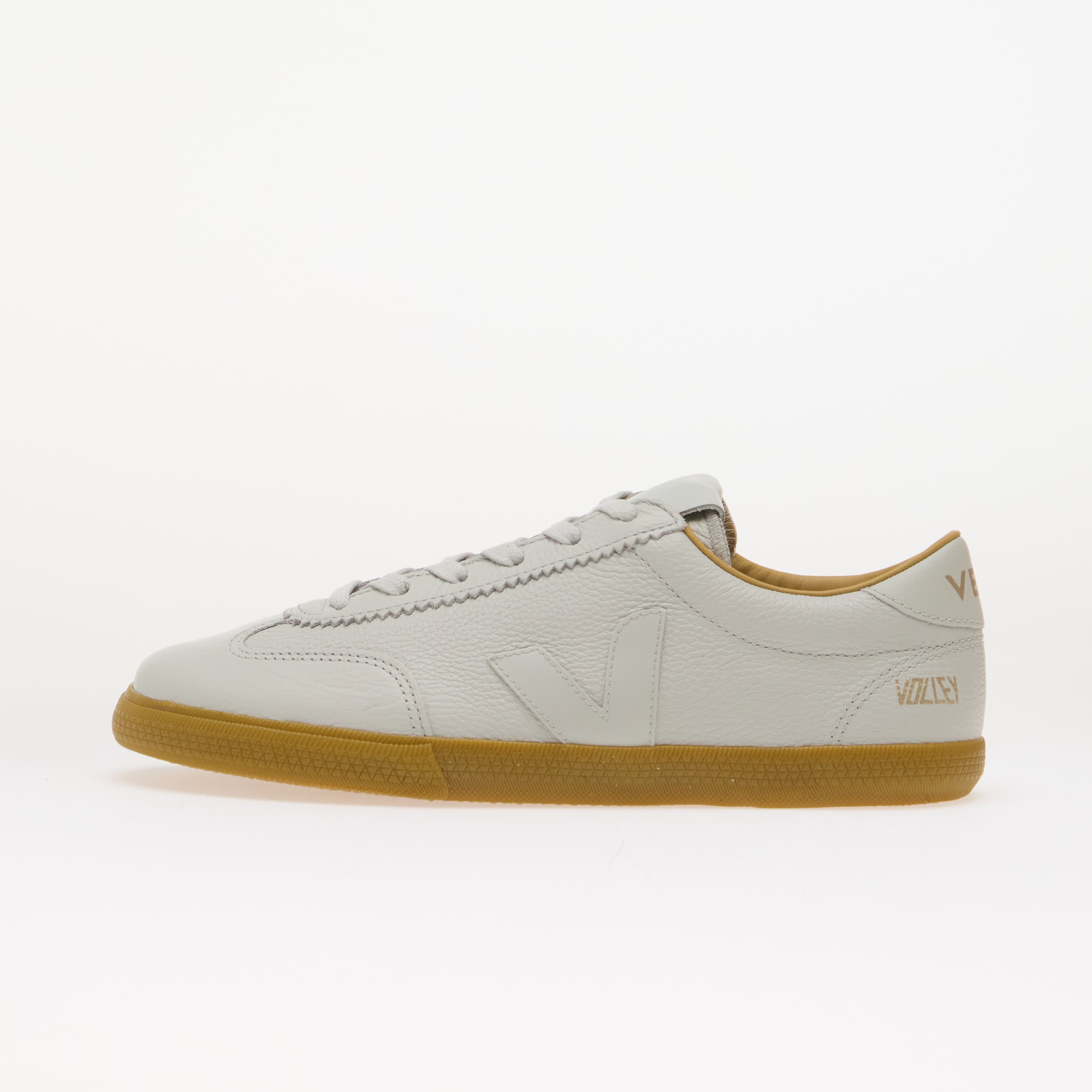 Veja Сникърси Volley Sig Grained Oil Leather Pearl