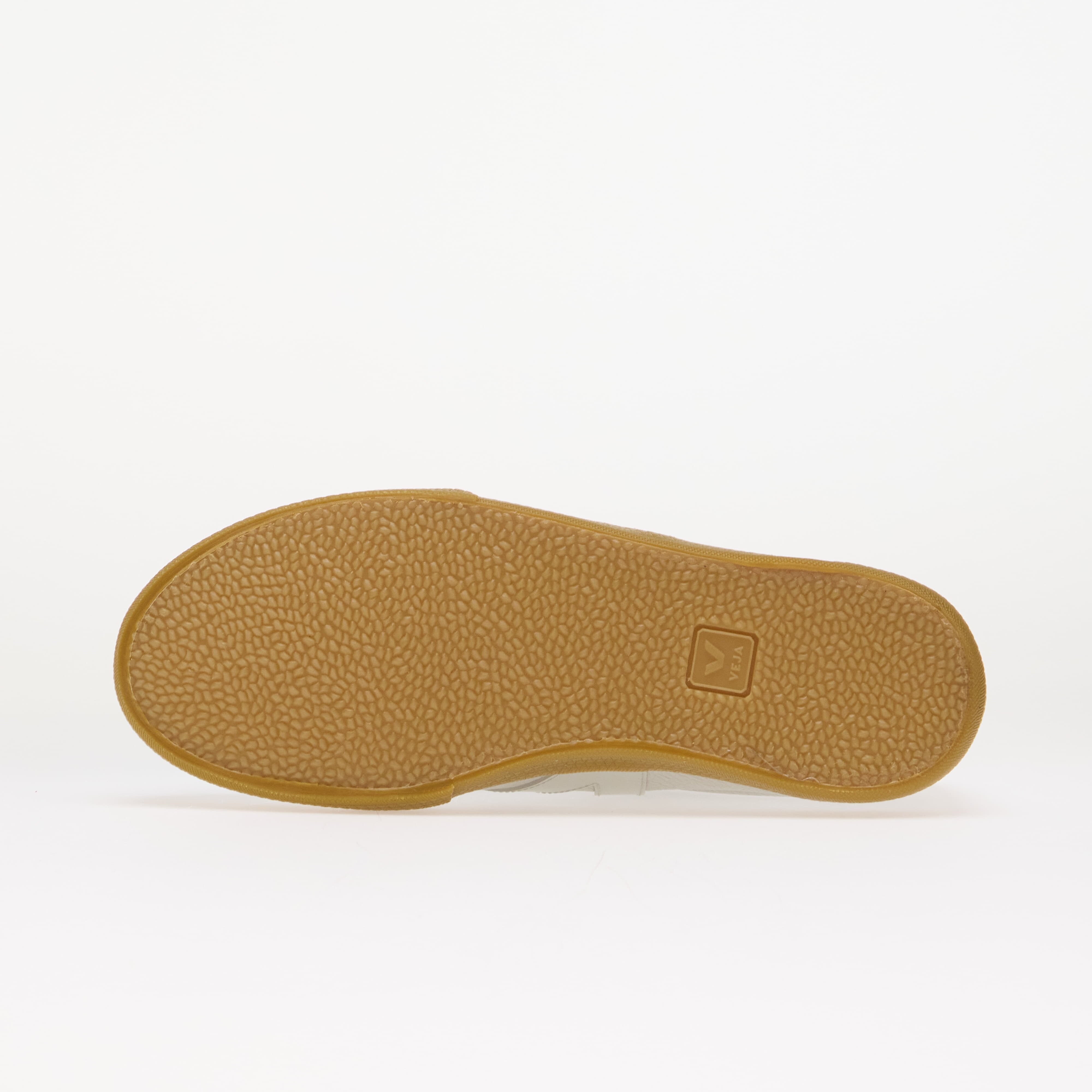 Veja Сникърси Volley Sig Grained Oil Leather Pearl