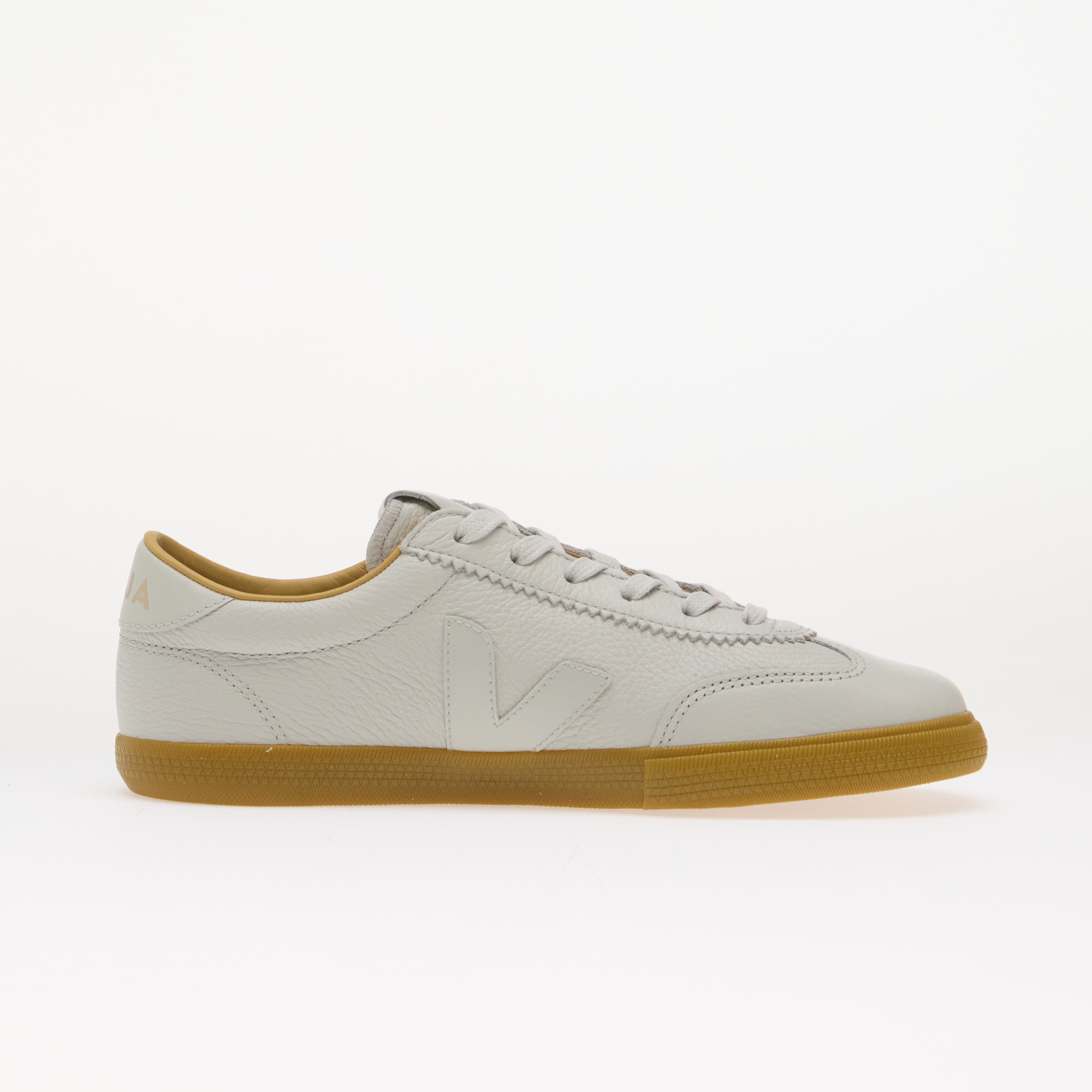Veja Сникърси Volley Sig Grained Oil Leather Pearl