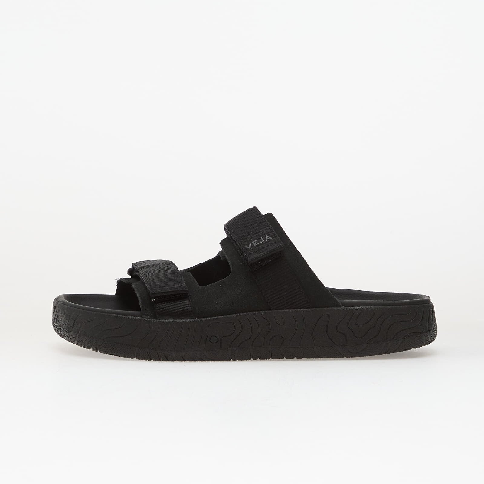 Veja Сникърси W Arpoador Full-Black