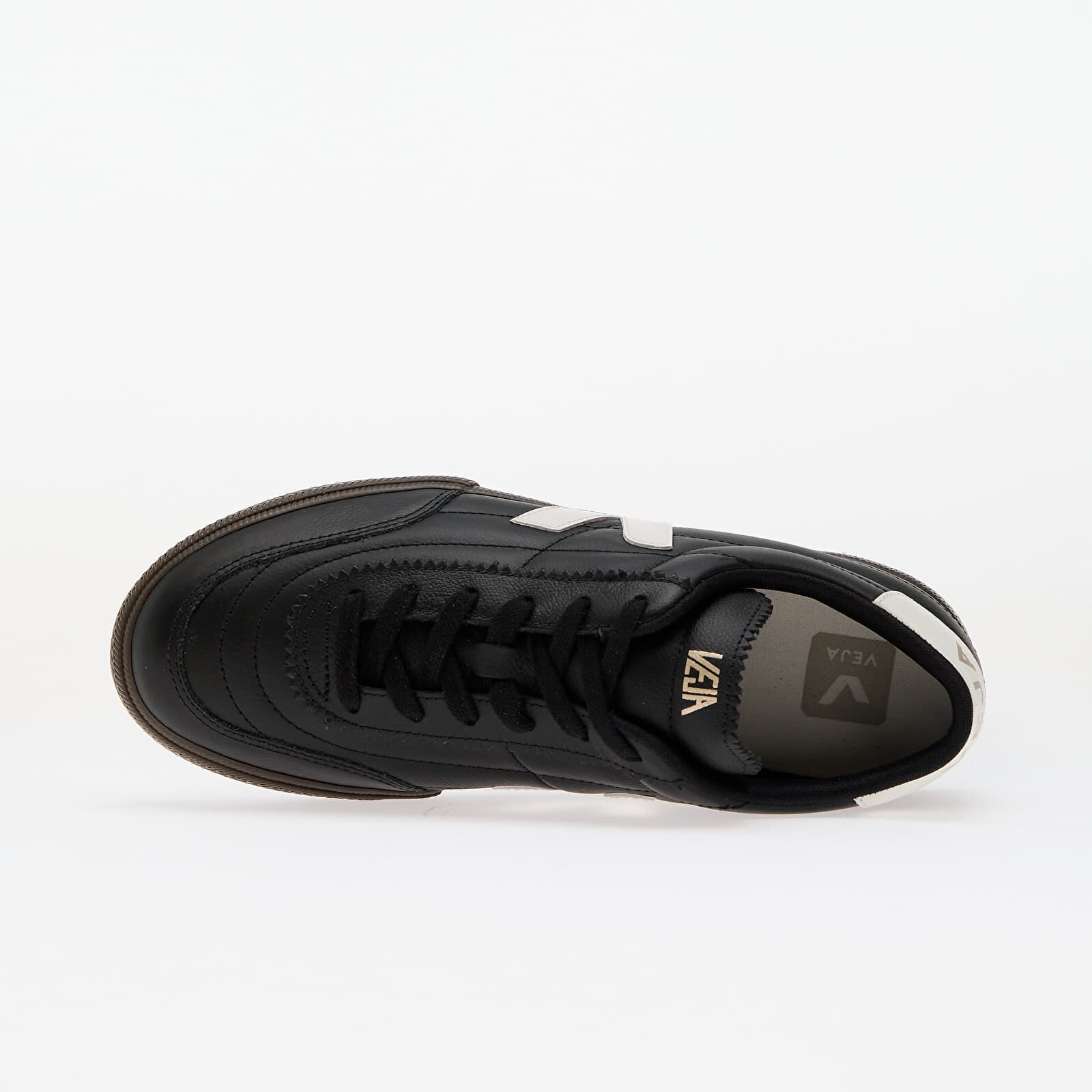Veja Сникърси W Panenka O.T Leather Black White