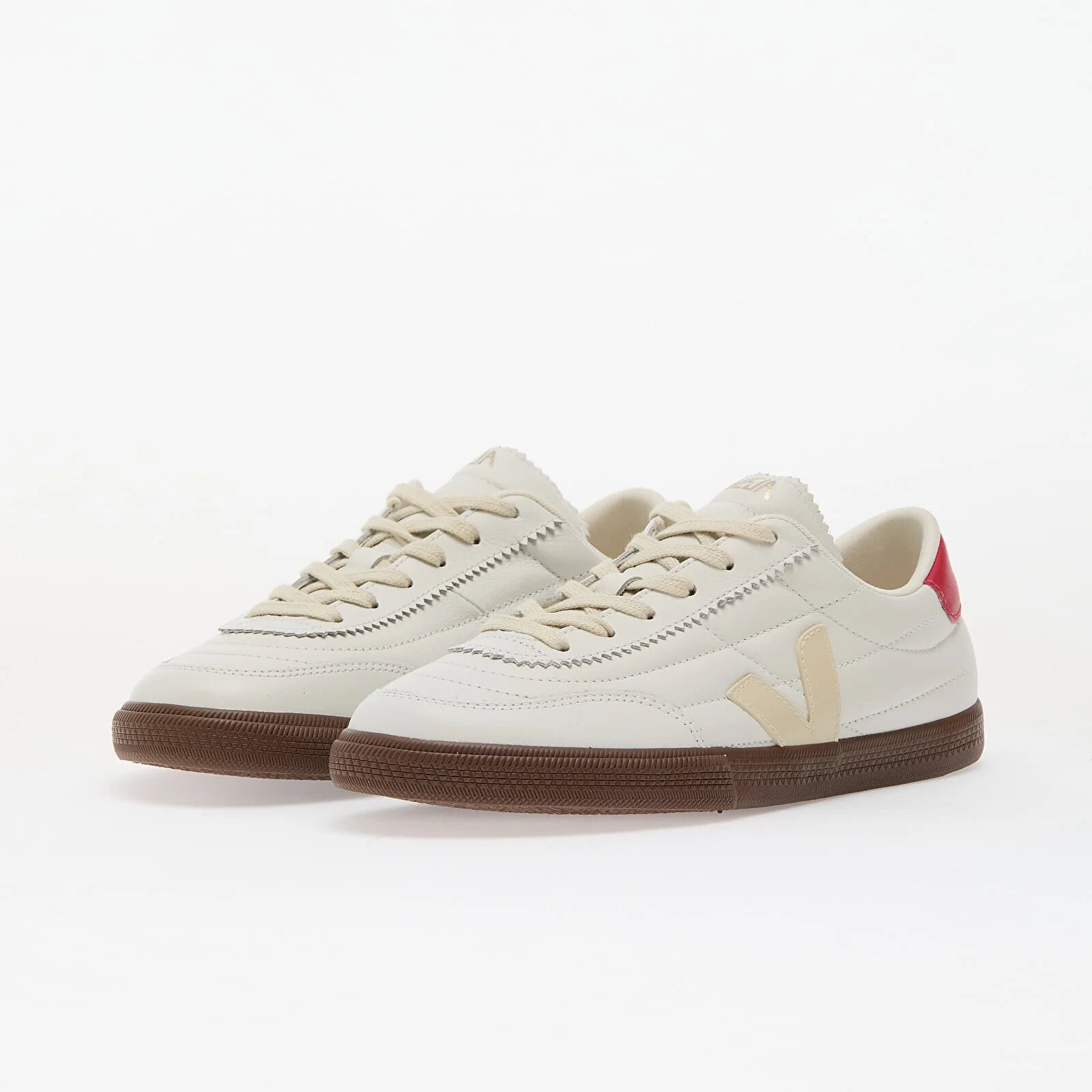 Veja Сникърси W Panenka O.T. White Pierre Pekin Bark