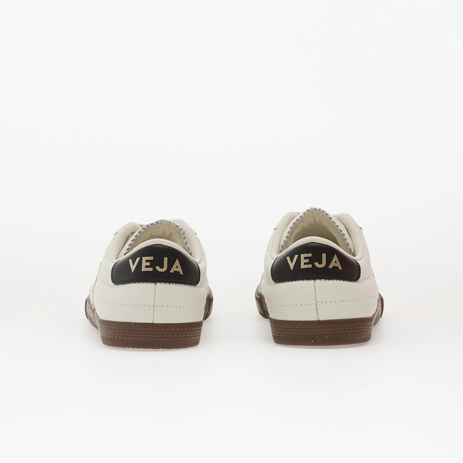 Veja Сникърси W Panenka White/ Black/ Bark