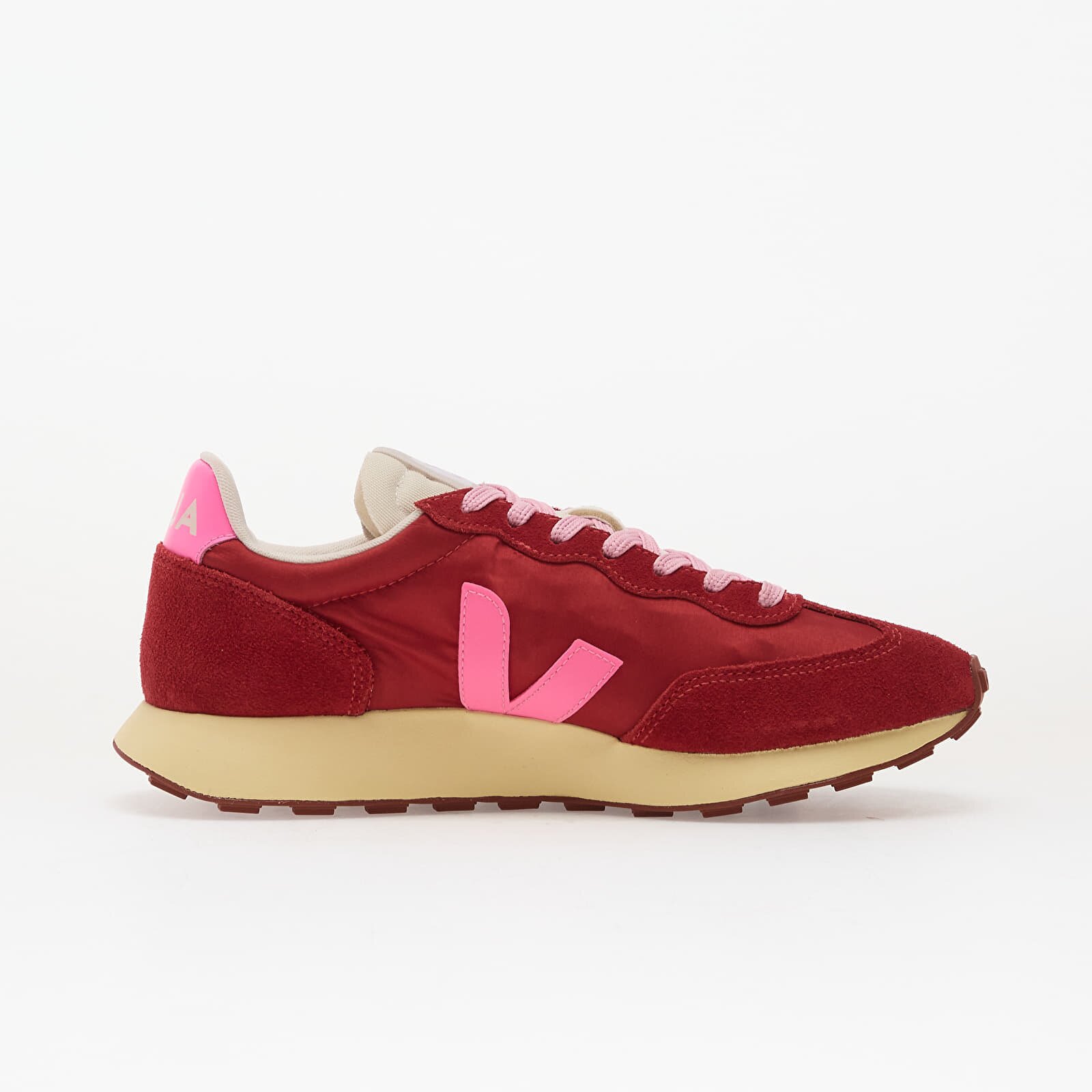 Veja Сникърси W Rio Branco II Lite Pepper/ Sari