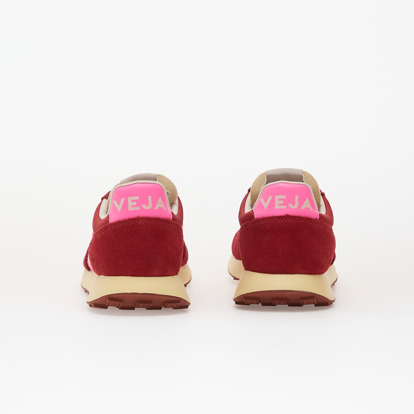 Veja Сникърси W Rio Branco II Lite Pepper/ Sari