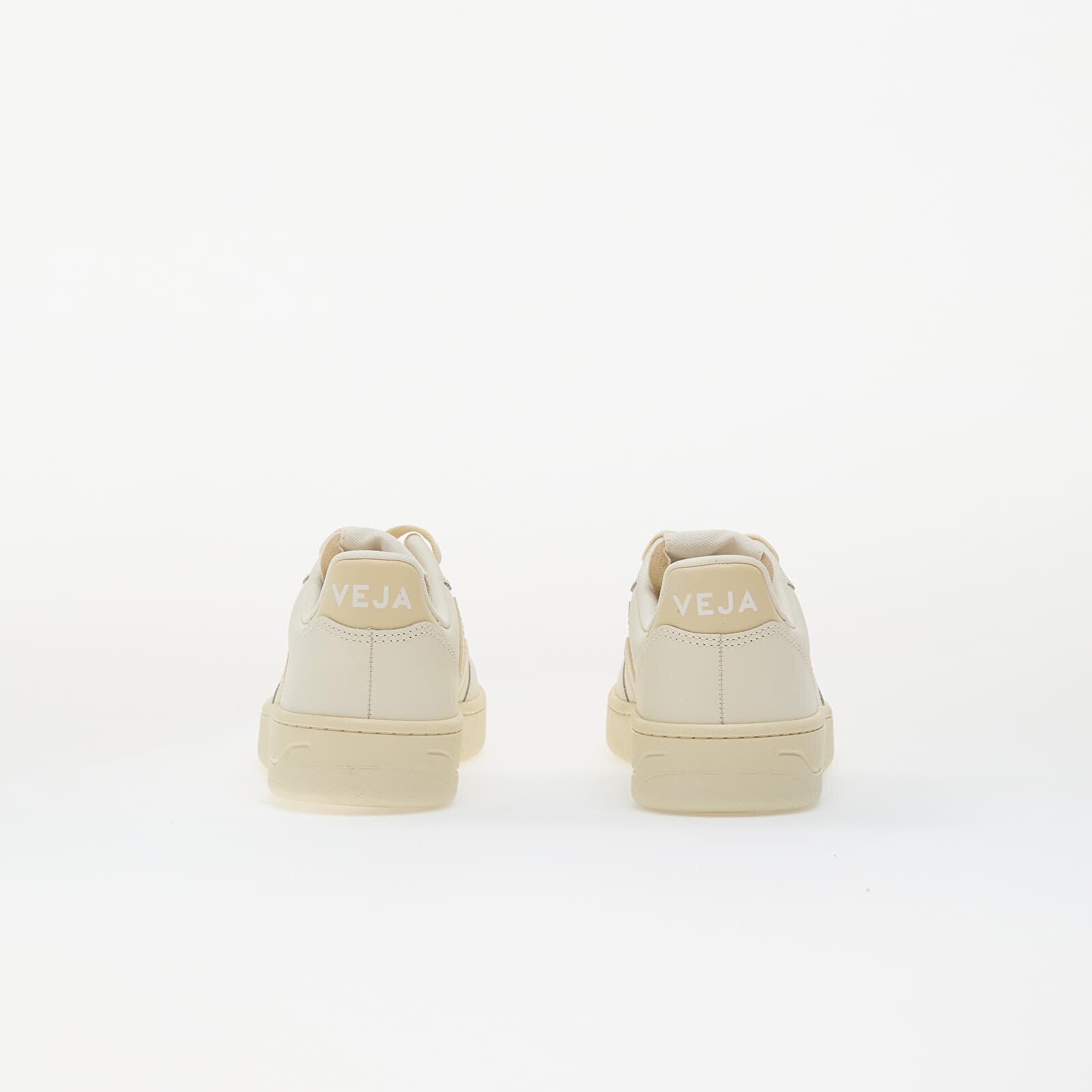 Veja Сникърси W V-10 Leather Pure Calcaire
