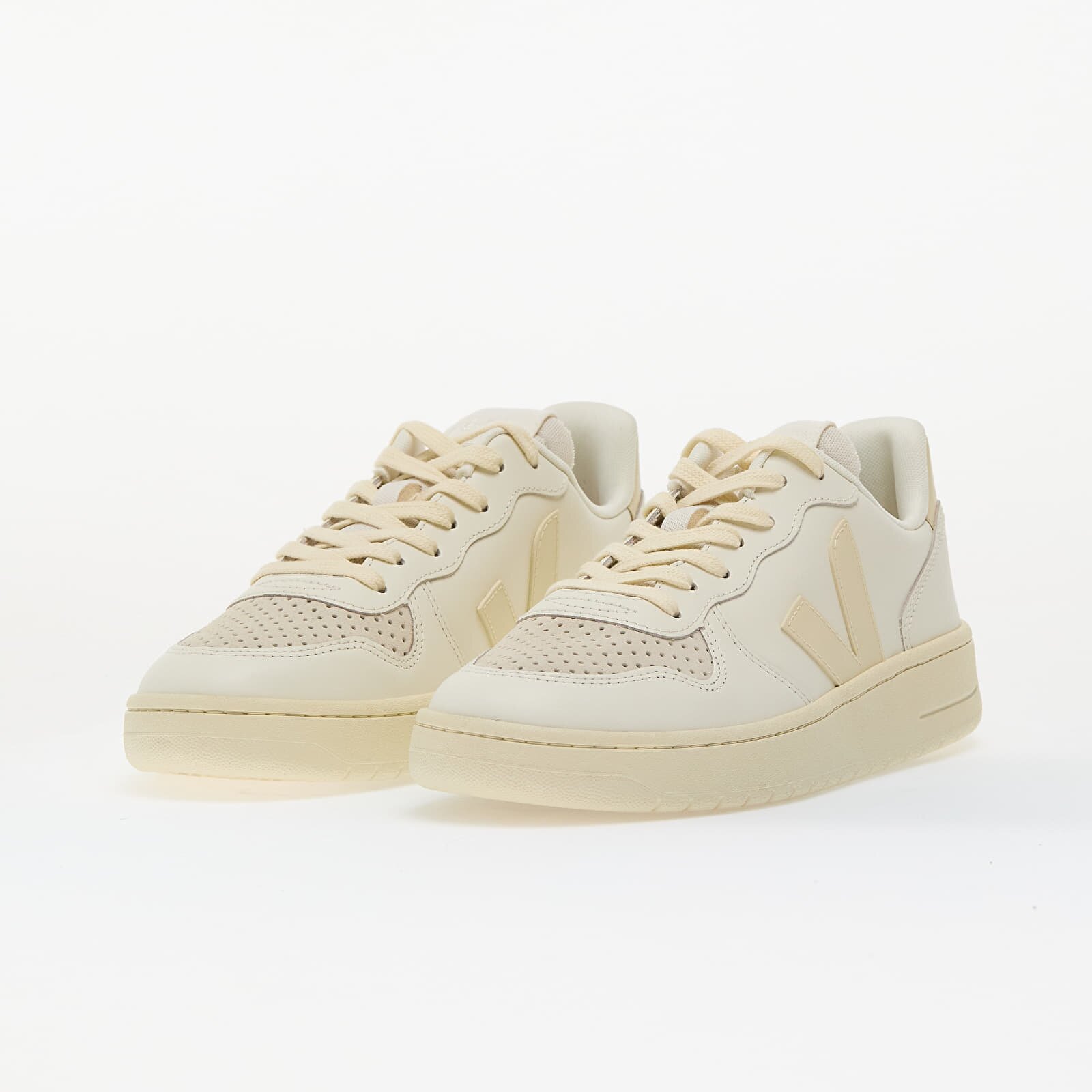 Veja Сникърси W V-10 Leather Pure Calcaire