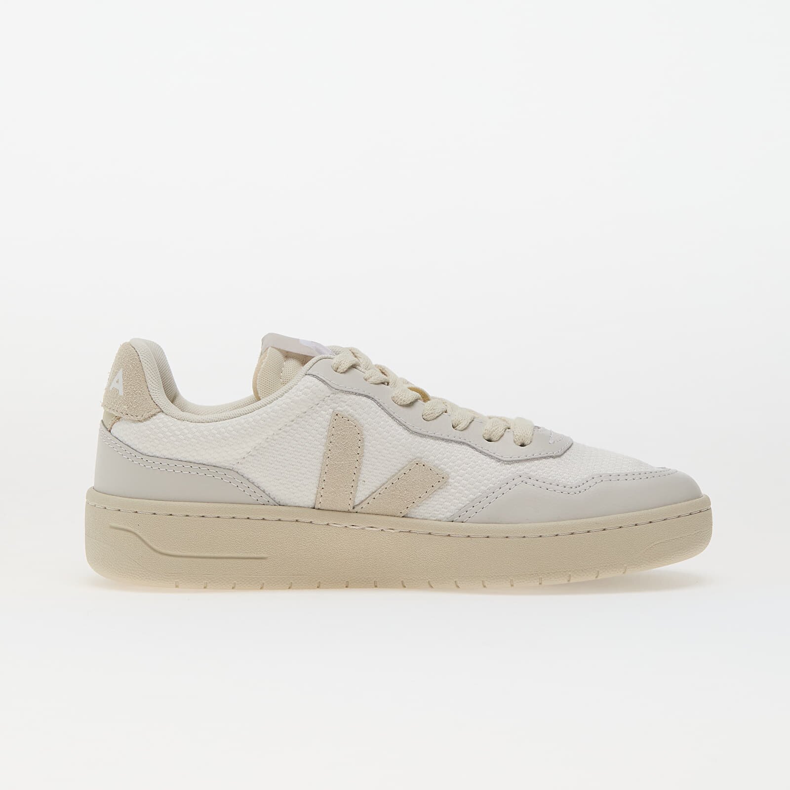 Veja Сникърси W V-90 B-Mesh White_Pierre