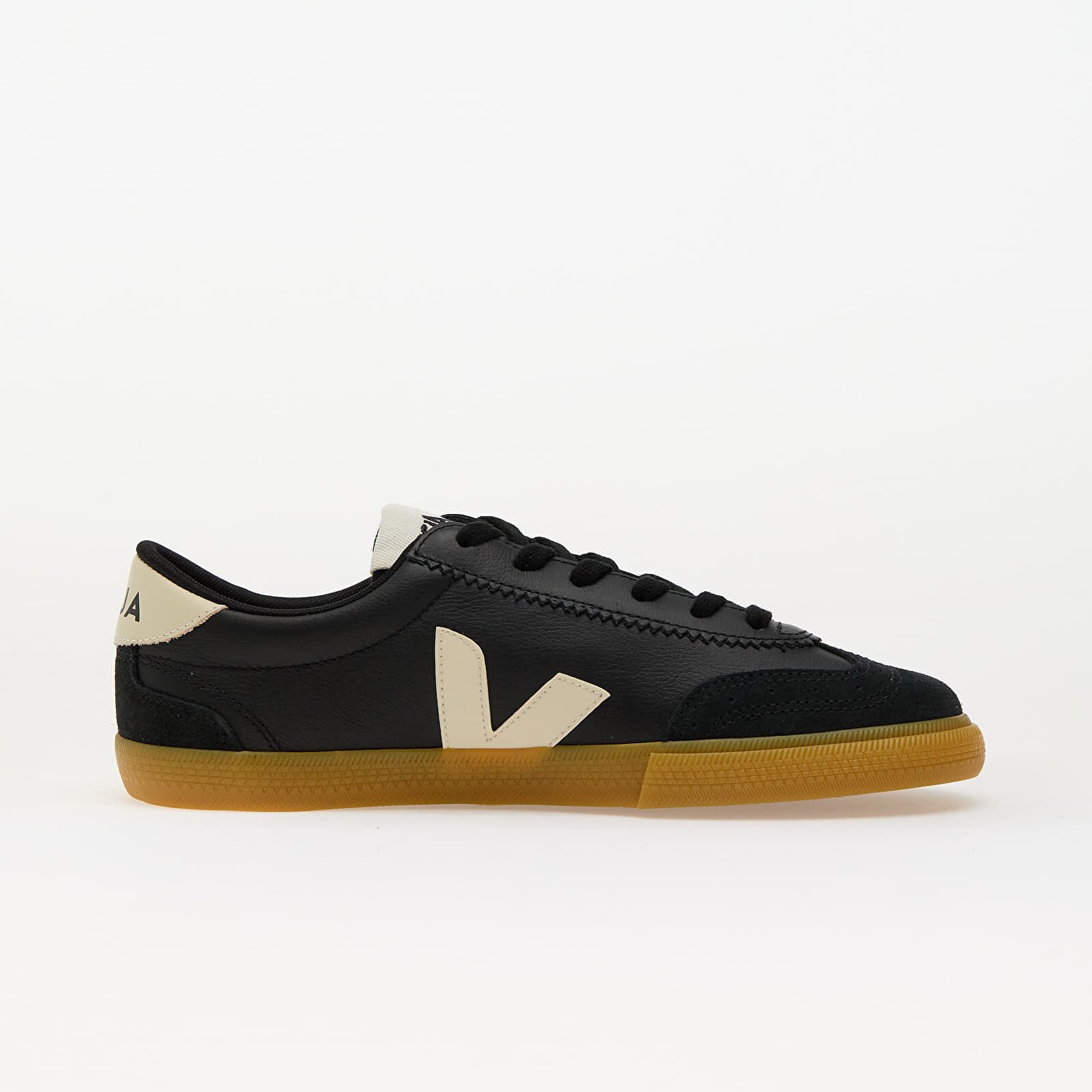 Veja Сникърси W Volley O.T. Leather Black_Pierre