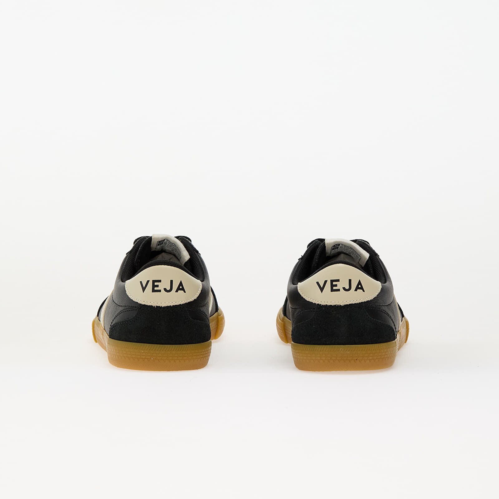 Veja Сникърси W Volley O.T. Leather Black_Pierre