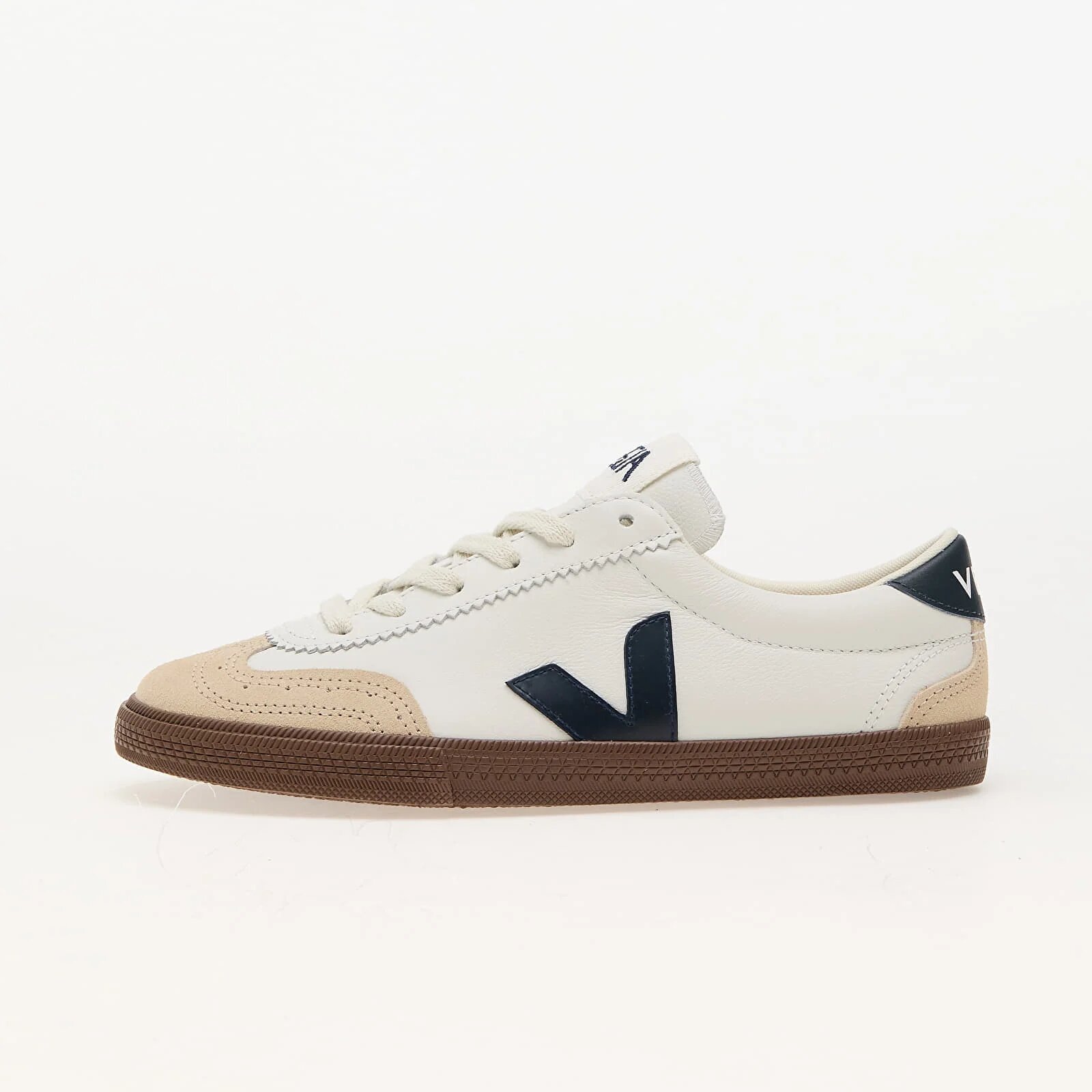 Veja Сникърси W Volley White Nautico Bark
