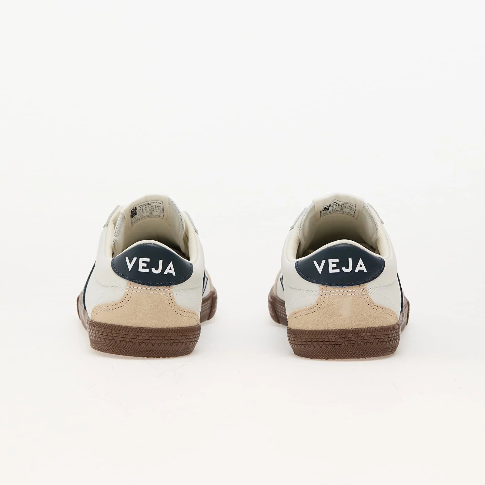 Veja Сникърси W Volley White Nautico Bark
