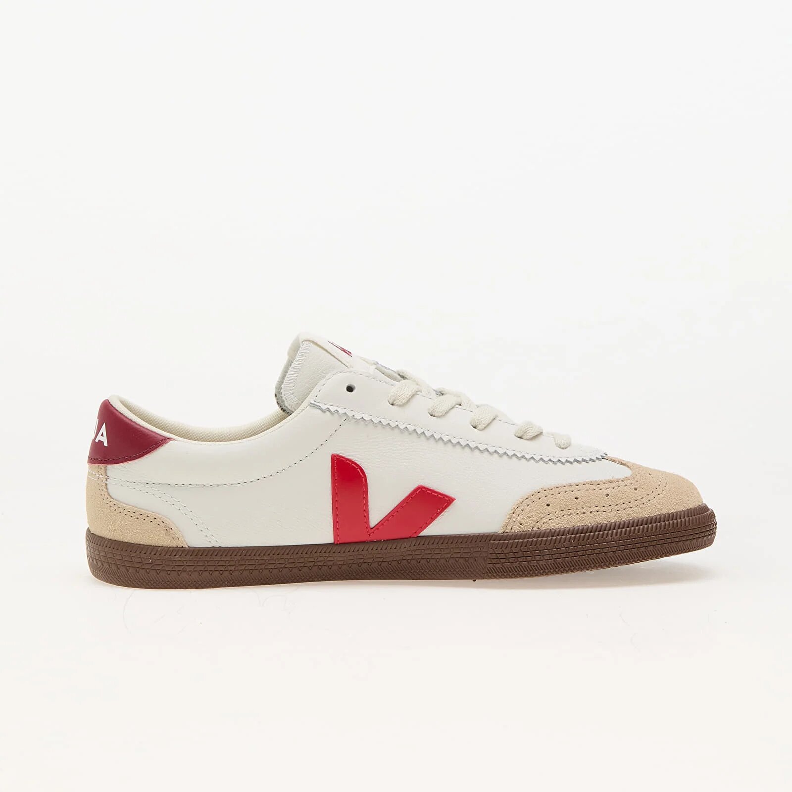 Veja Сникърси W Volley White Pekin Bark