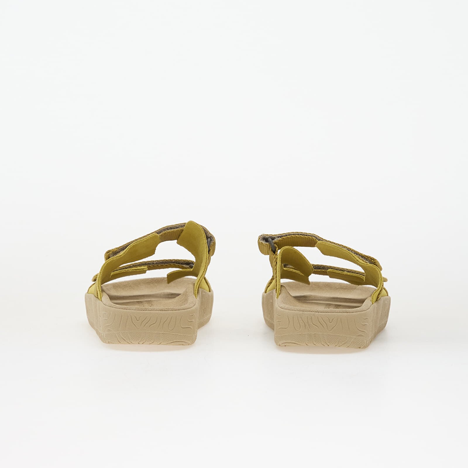 Veja W Arpoador Liquor/ Ocre