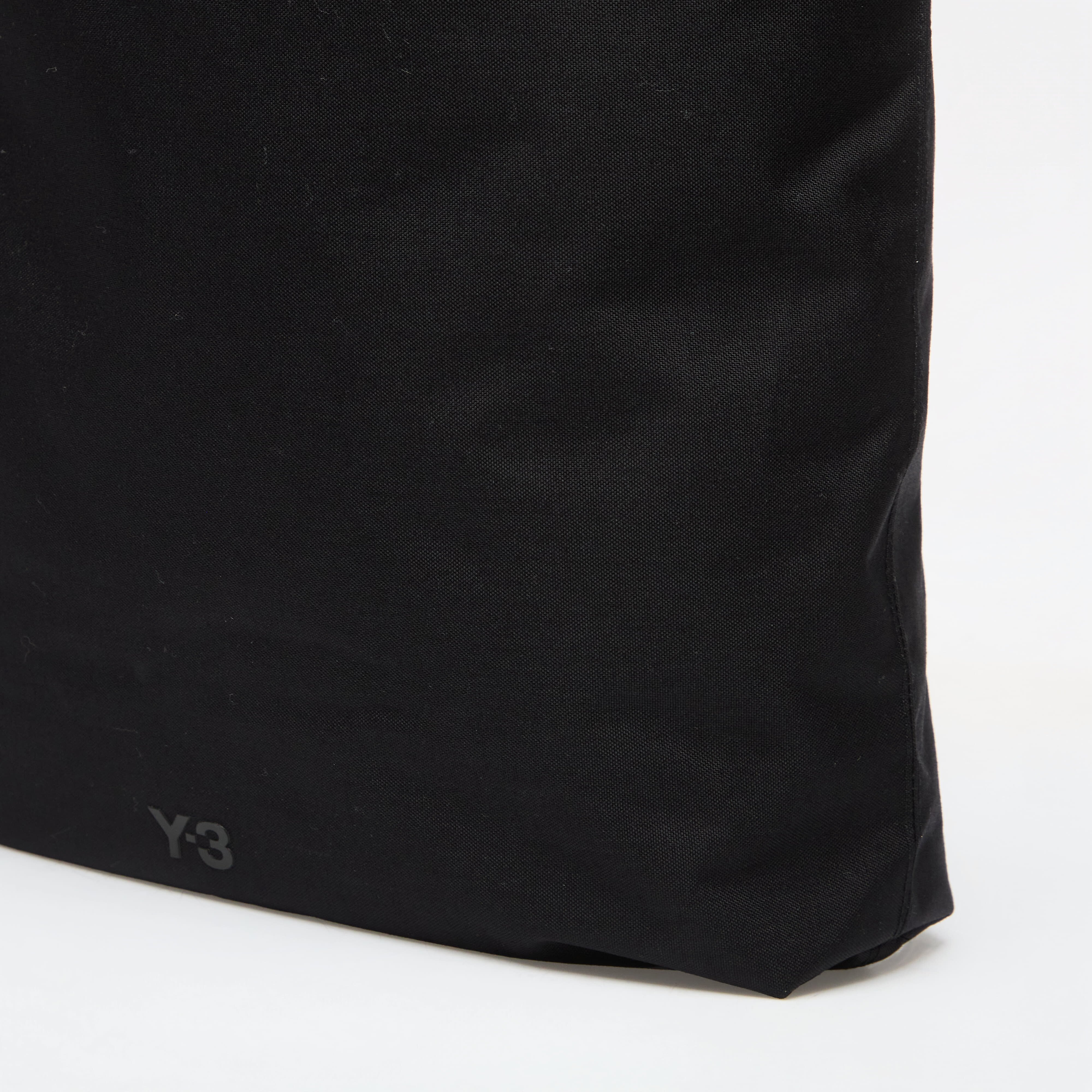 Y-3 Чанта Chito Graphic Tote Black