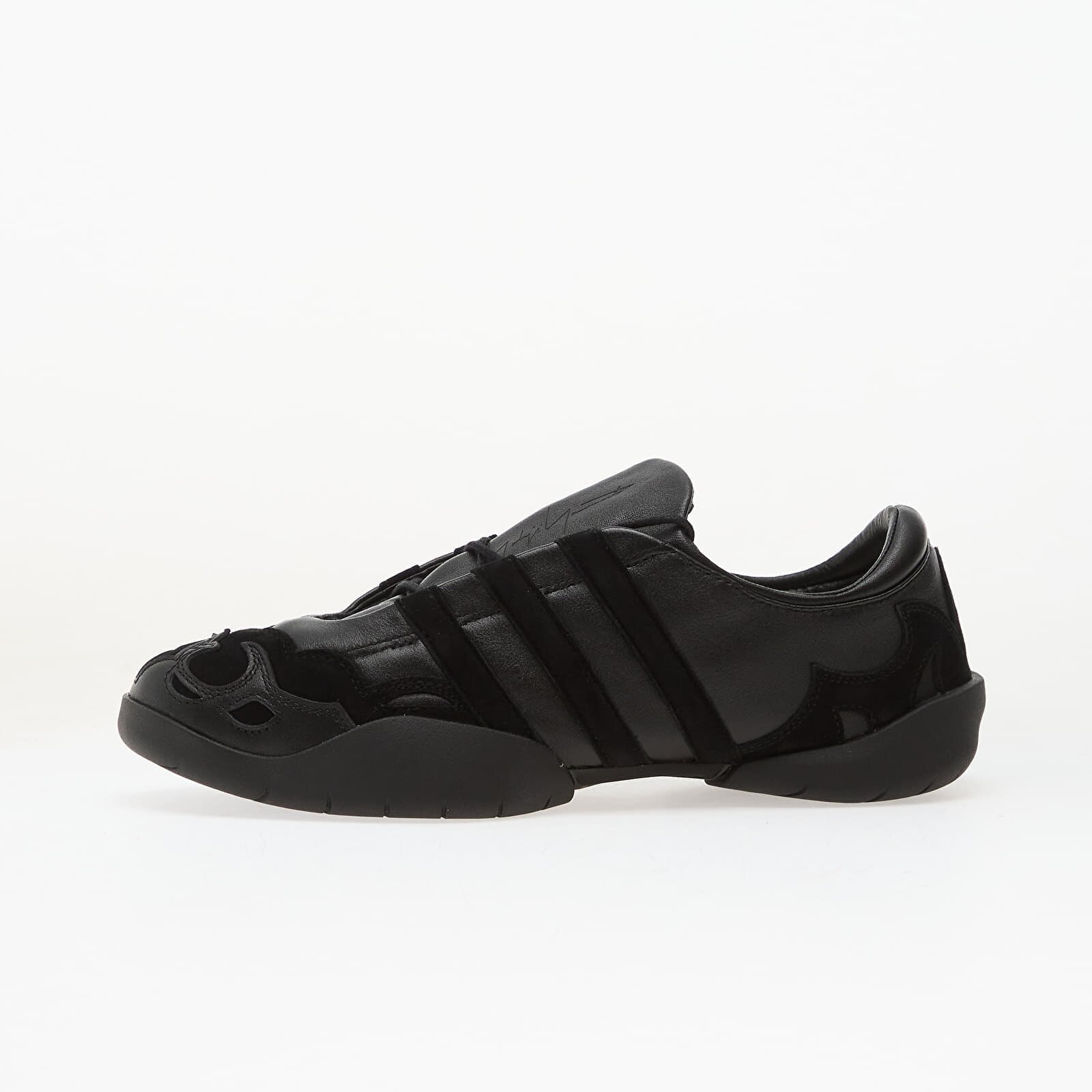 Y-3 Сникърси Regu Leather Black/ Black/ Black
