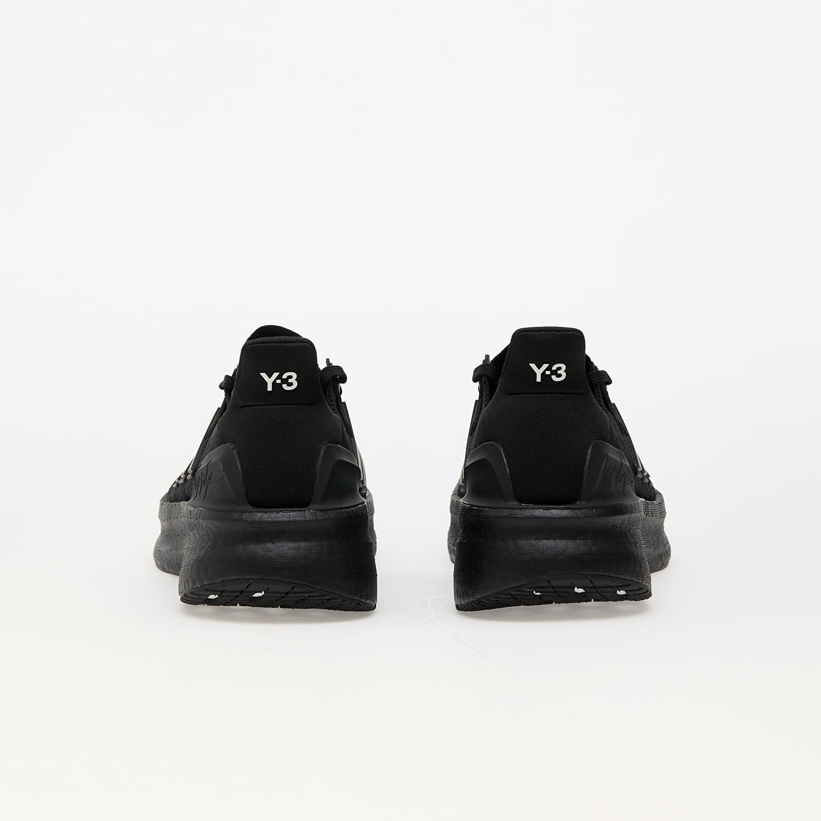 Y-3 Сникърси UltraBOOST 5 Core Black/ Core Black/ Off-White