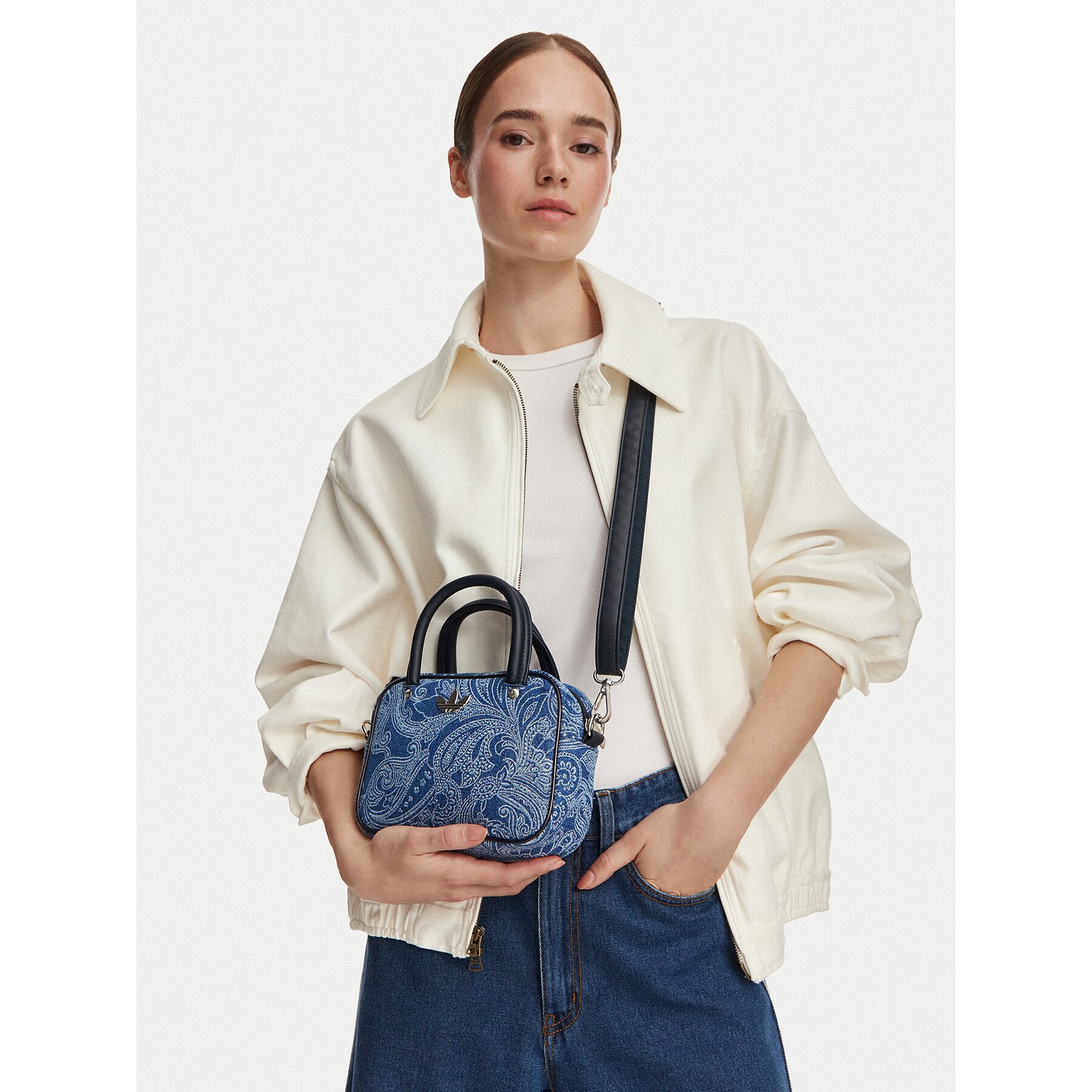 adidas Дамска чанта Originals X Liberty London Square Bag KS6941