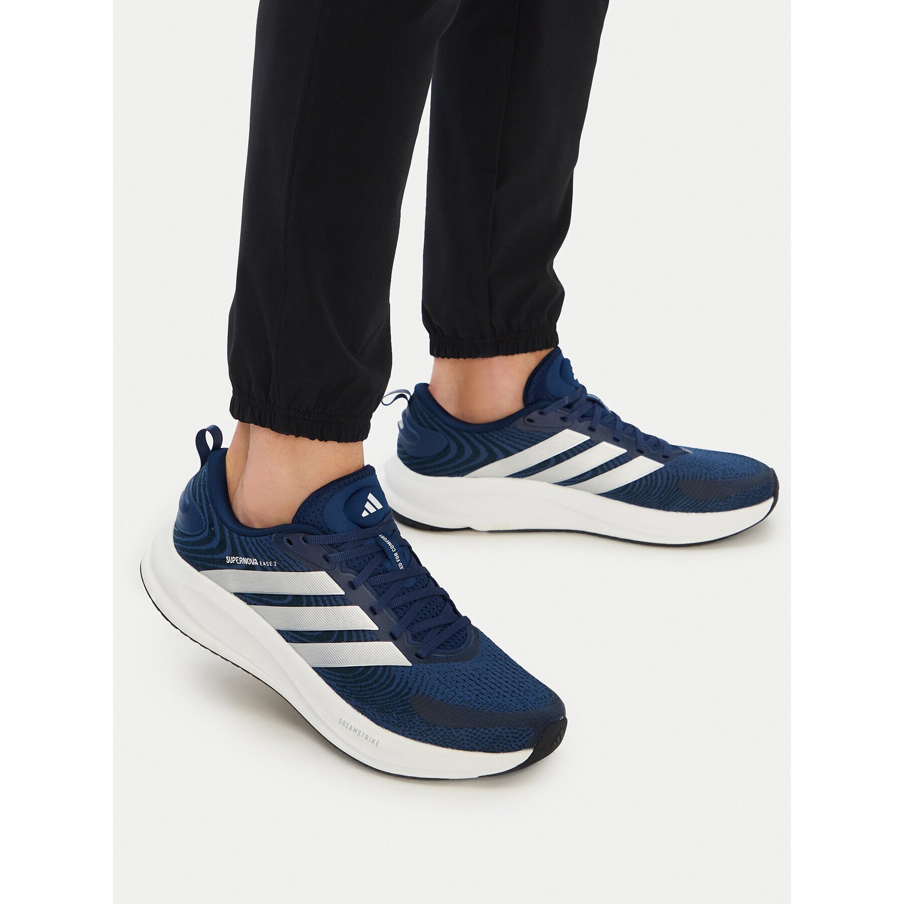 adidas Маратонки за бягане Supernova Ease 2 M Running Shoes JQ4253